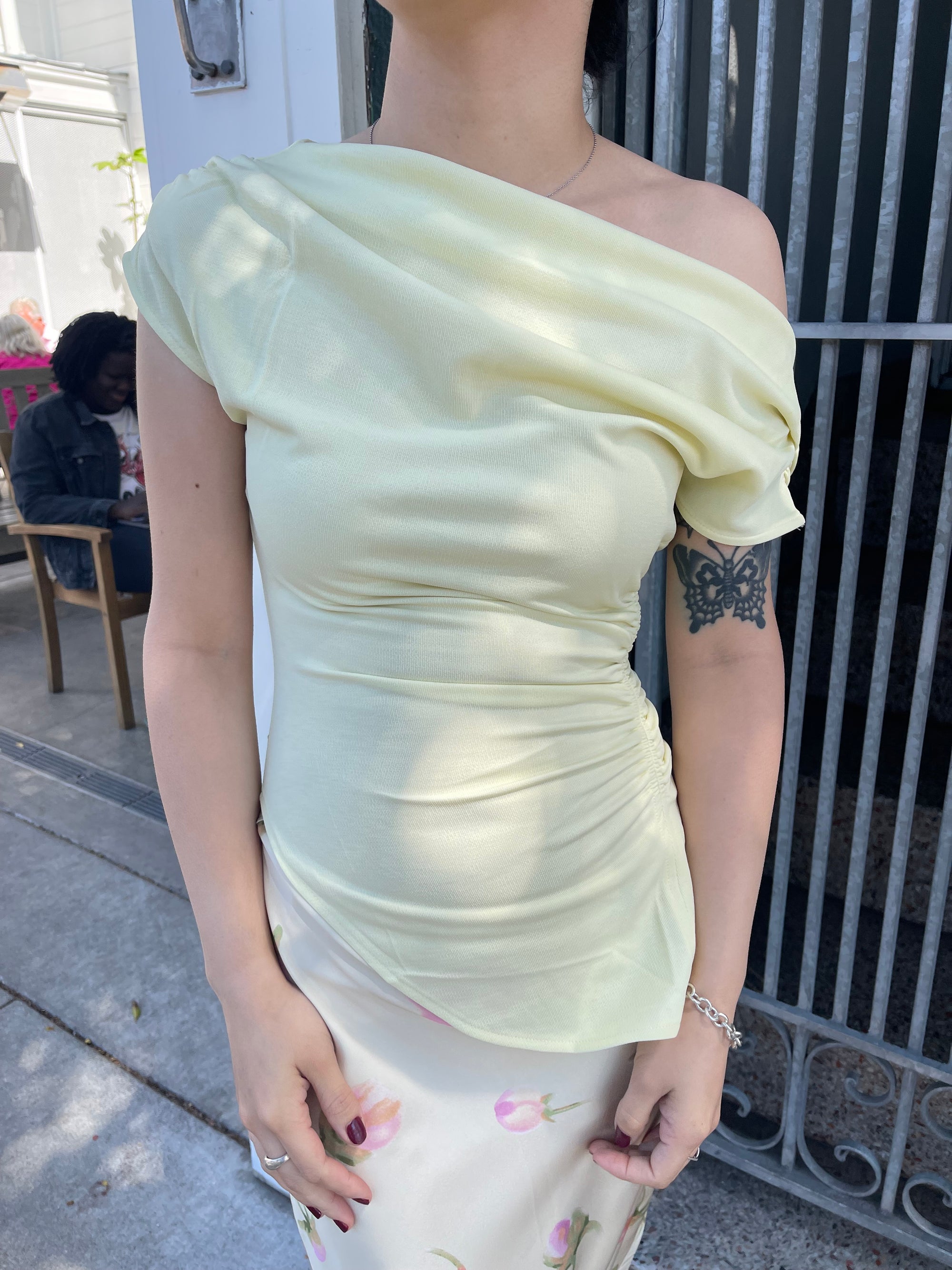 Asymmetrical Top, Eggnog