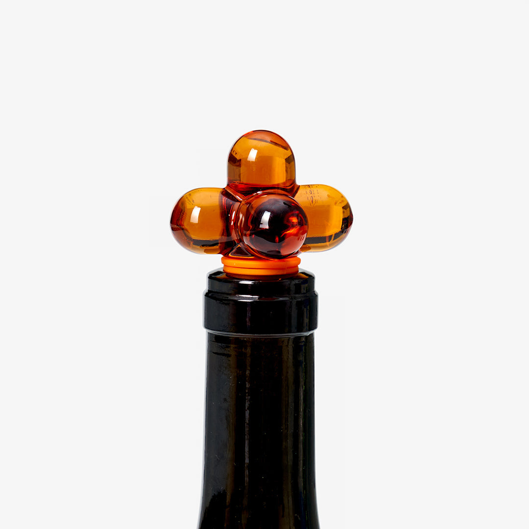 Hobknob Bottle Stopper, Amber