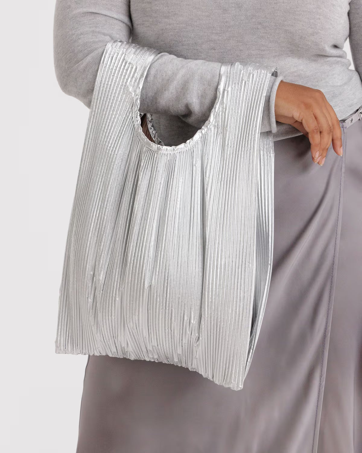 Pleated Baggu, Chrome Metallic