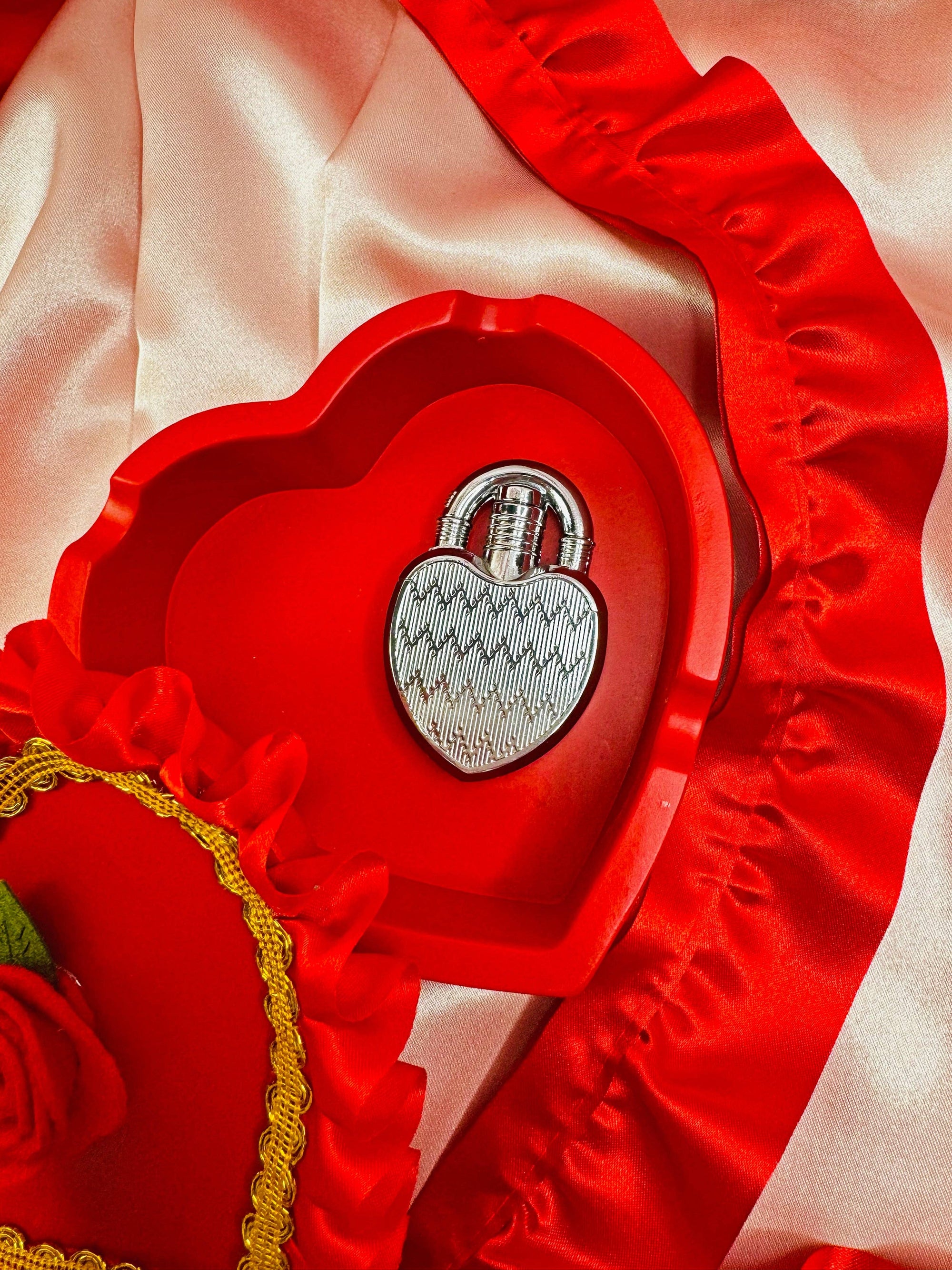 Heart Lock Lighter, Silver