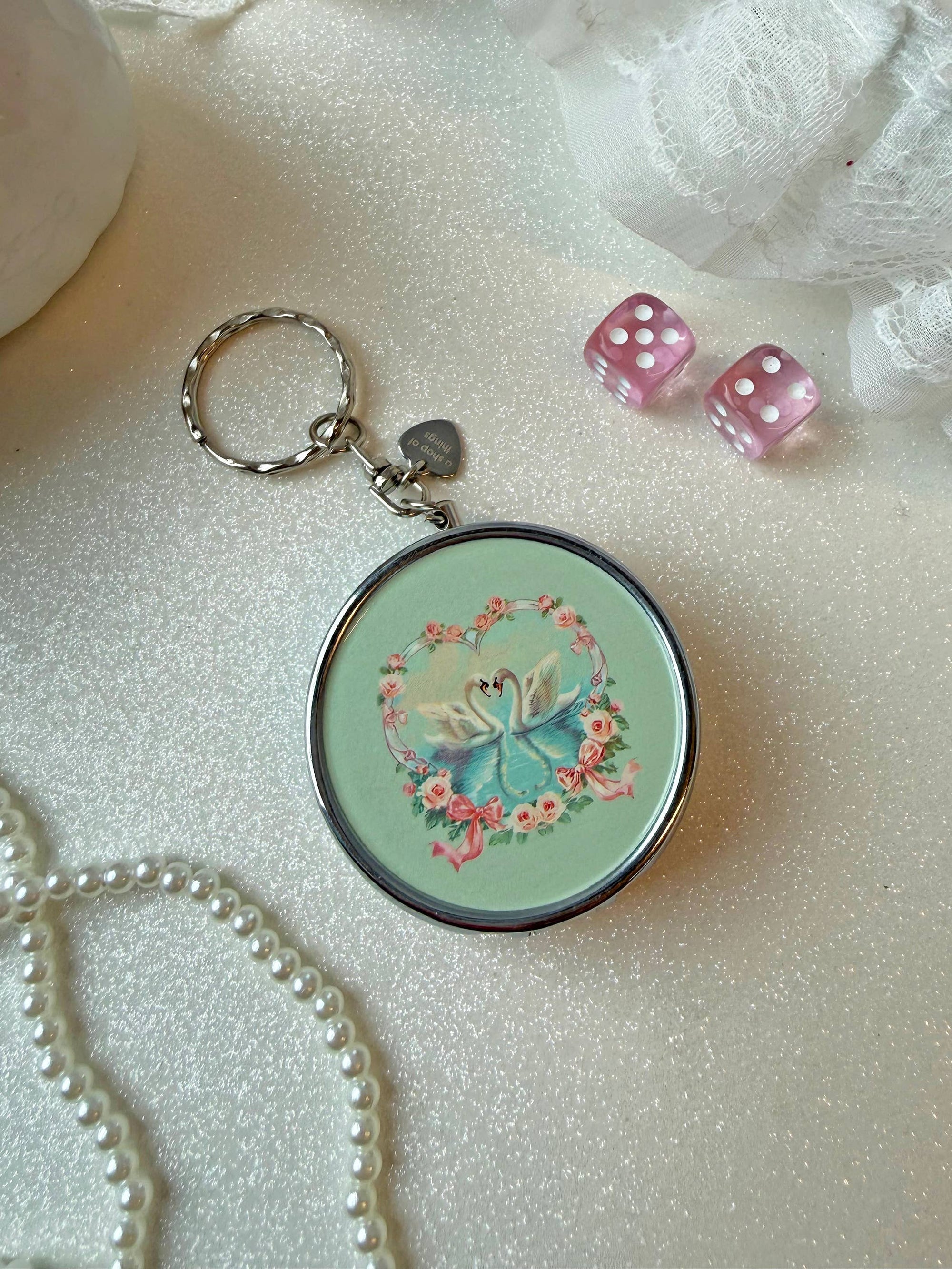 Swan Ash Tray Keychain