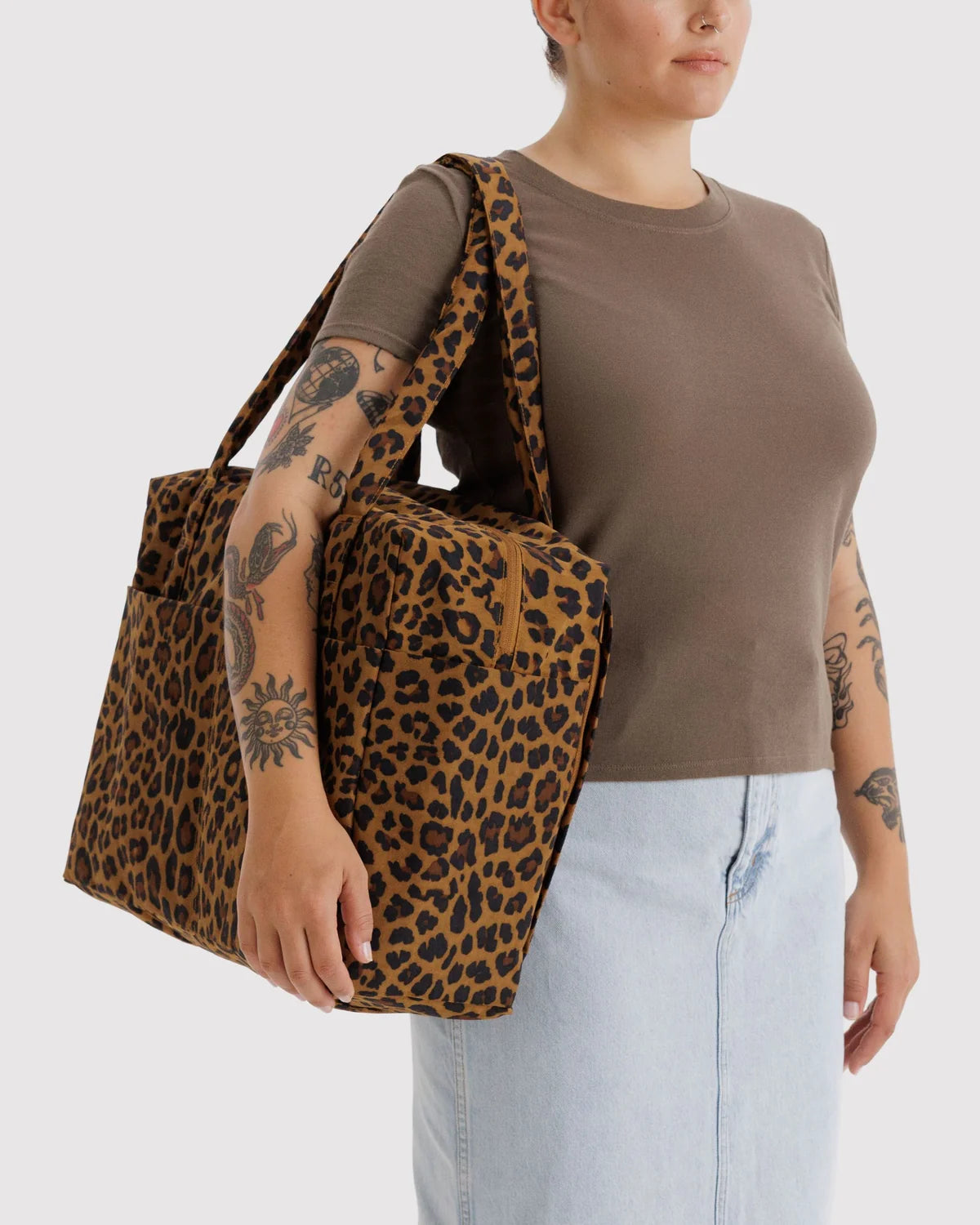 Cloud Carry-On, Leopard
