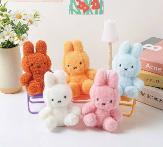 Fluffy Miffy Keychain, Orange