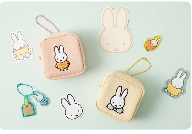 Miffy Mini Square Pouch, Pink