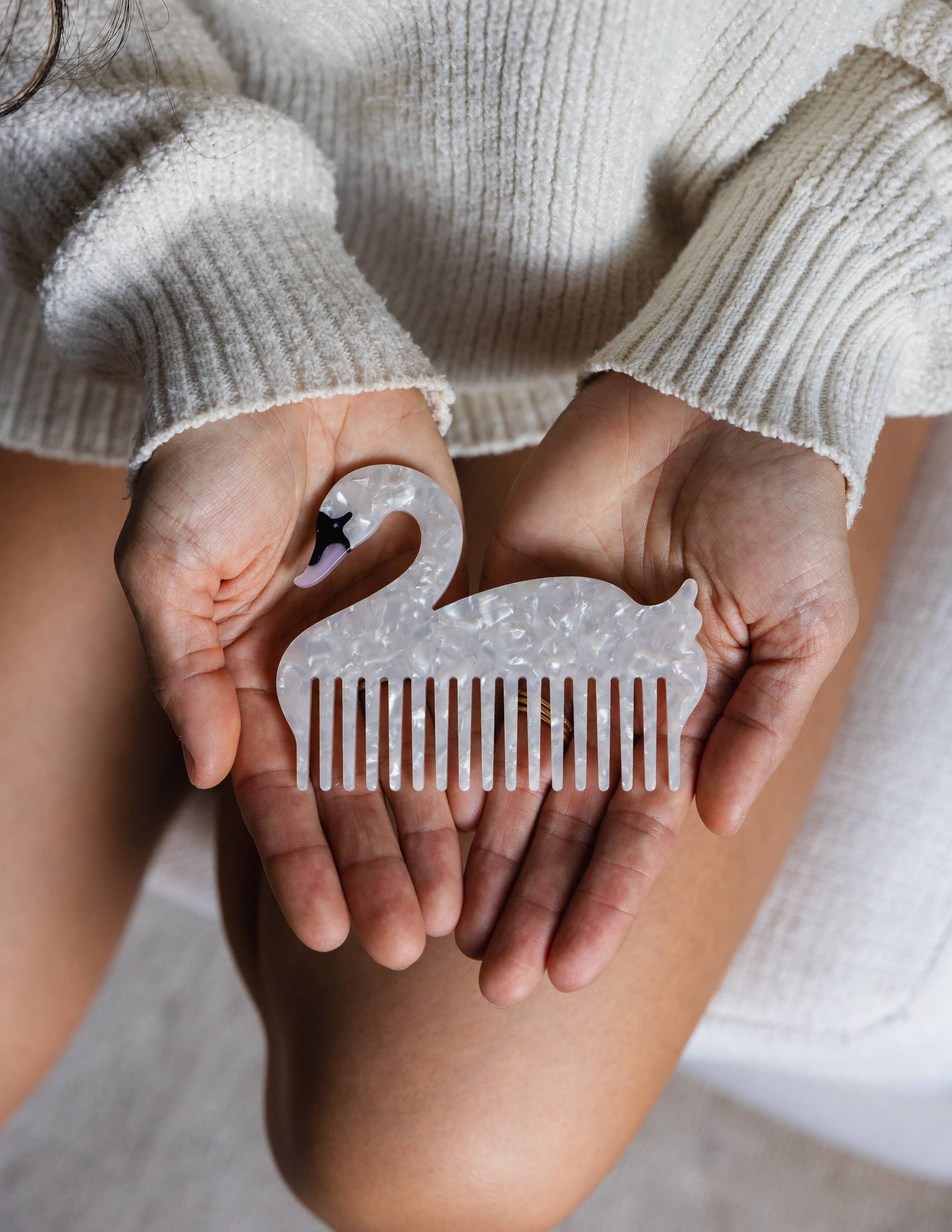 Wide-Tooth Mini Hair Comb, Swan
