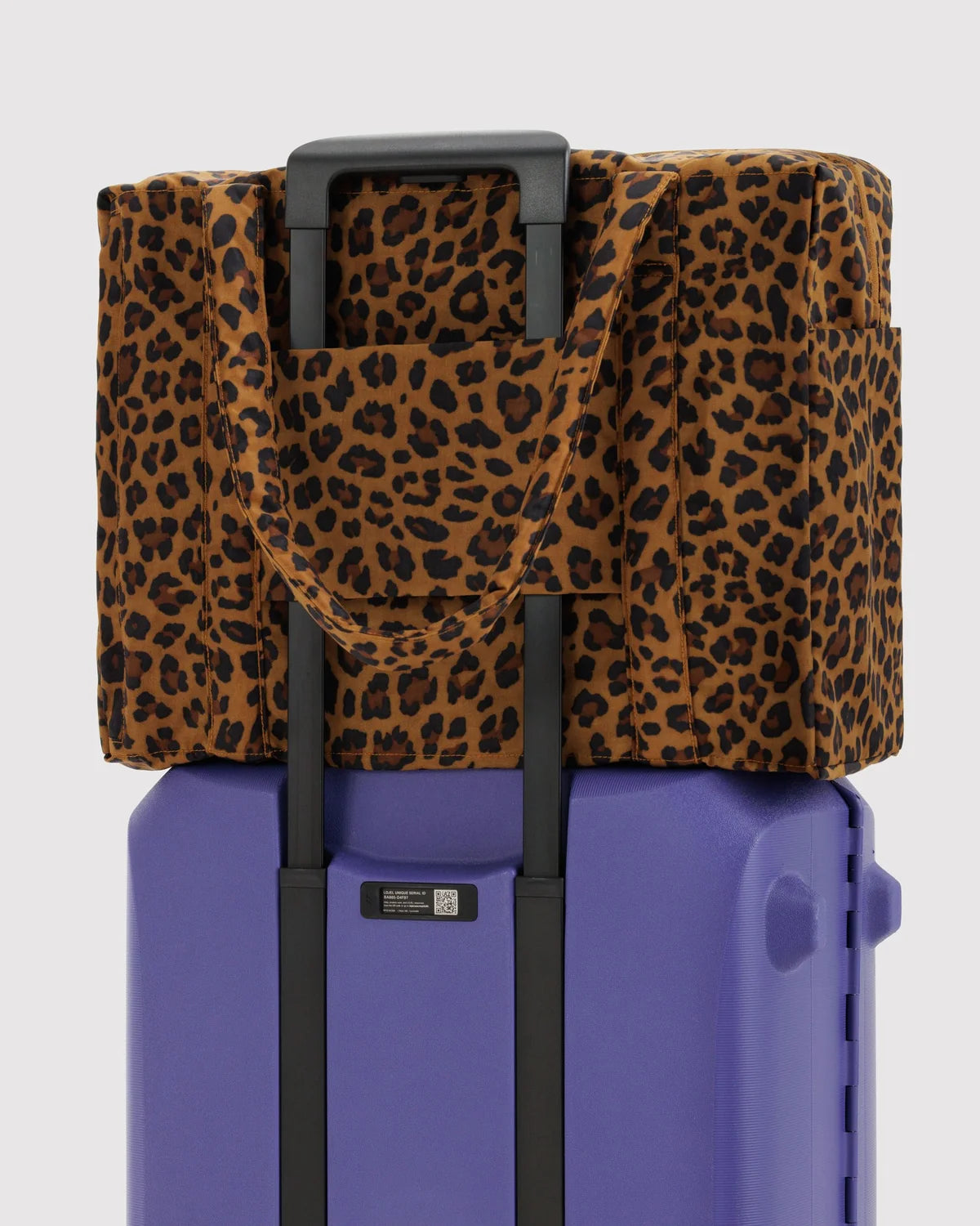 Cloud Carry-On, Leopard