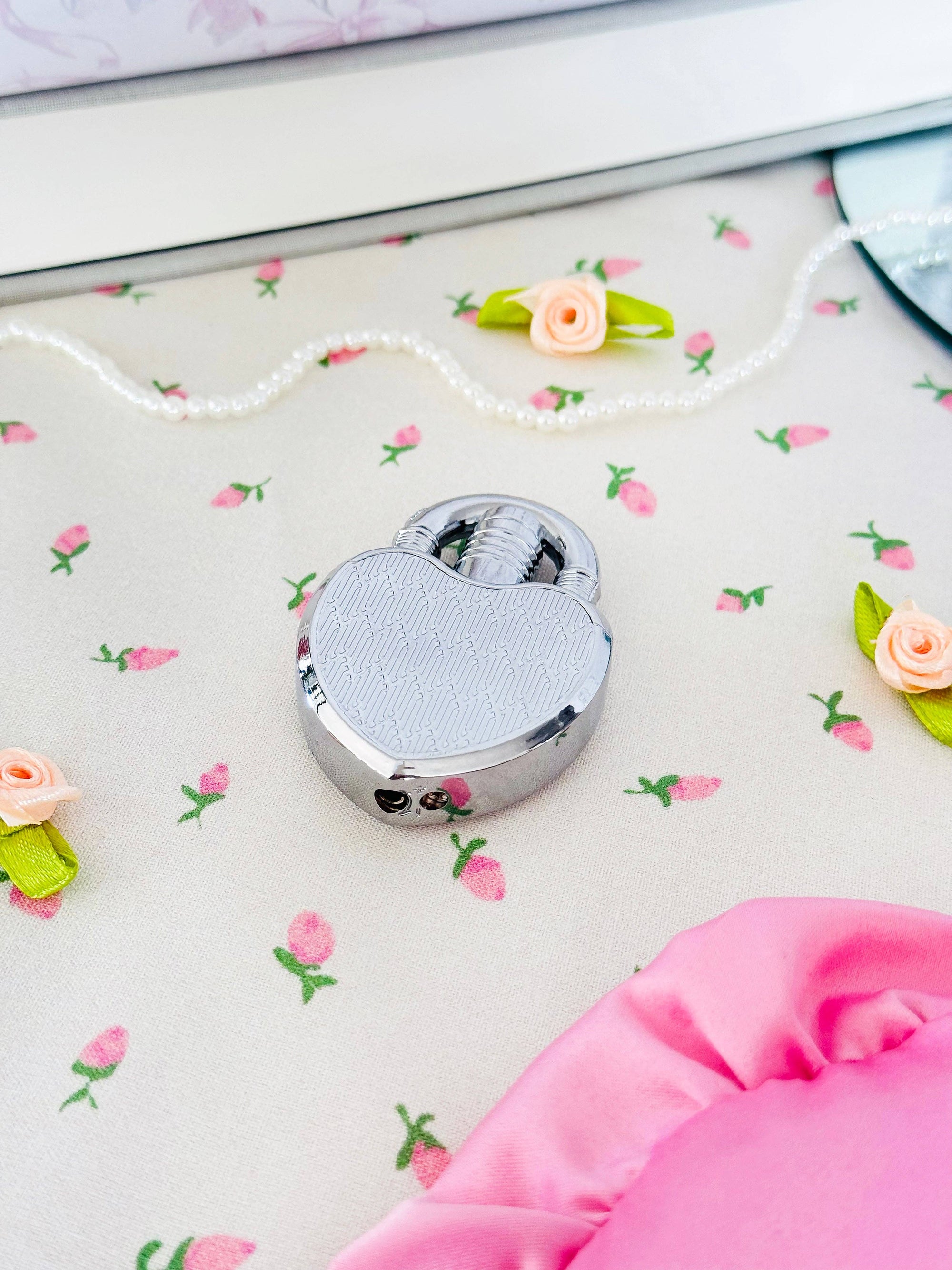 Heart Lock Lighter, Silver