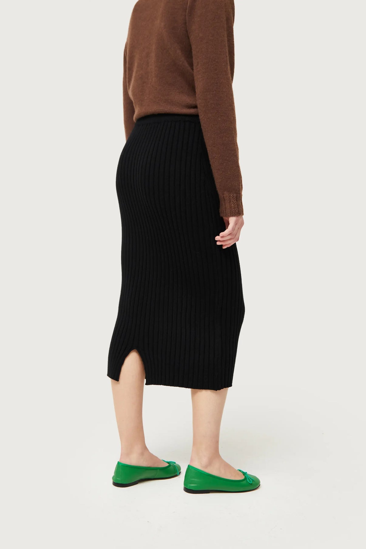 Black Ribbed Knit Midi Skirt