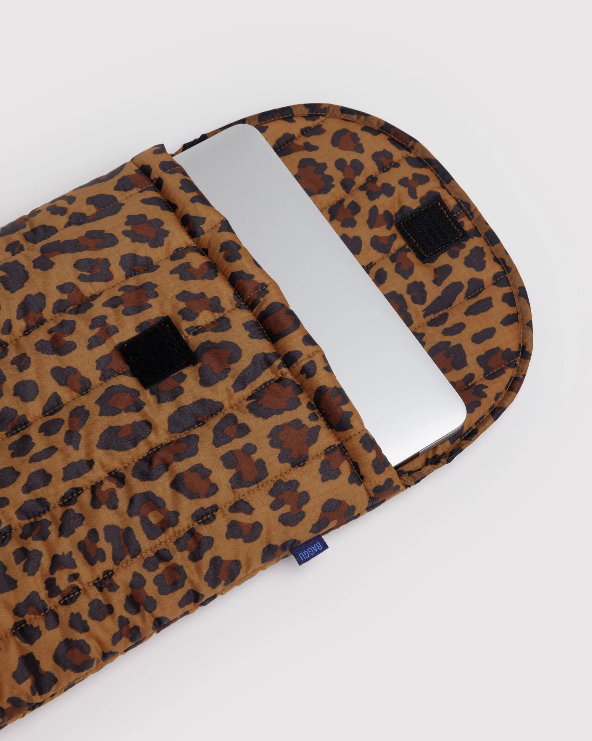 Puffy Laptop Sleeve 16", Leopard