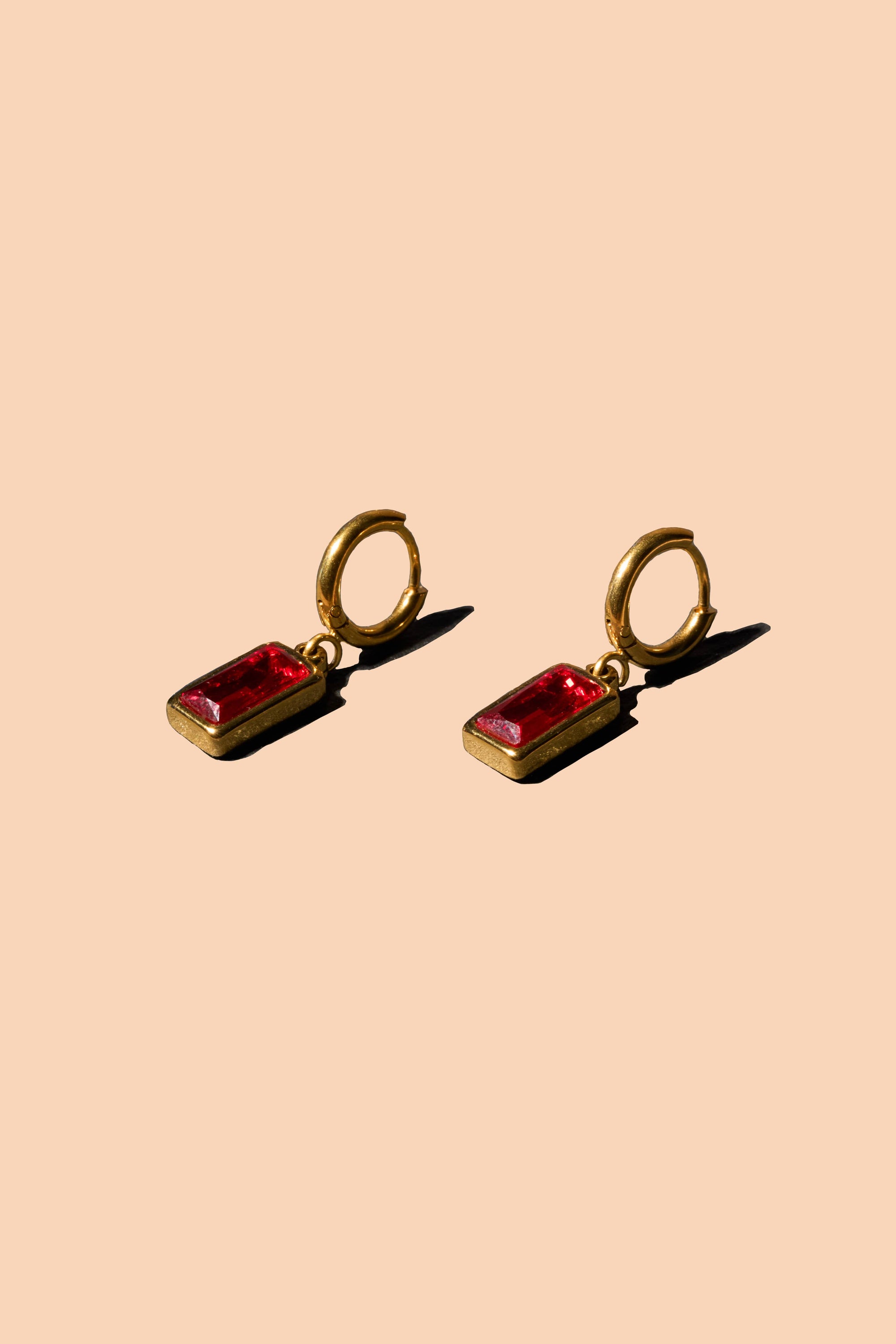 Vanessa Hoops, Ruby