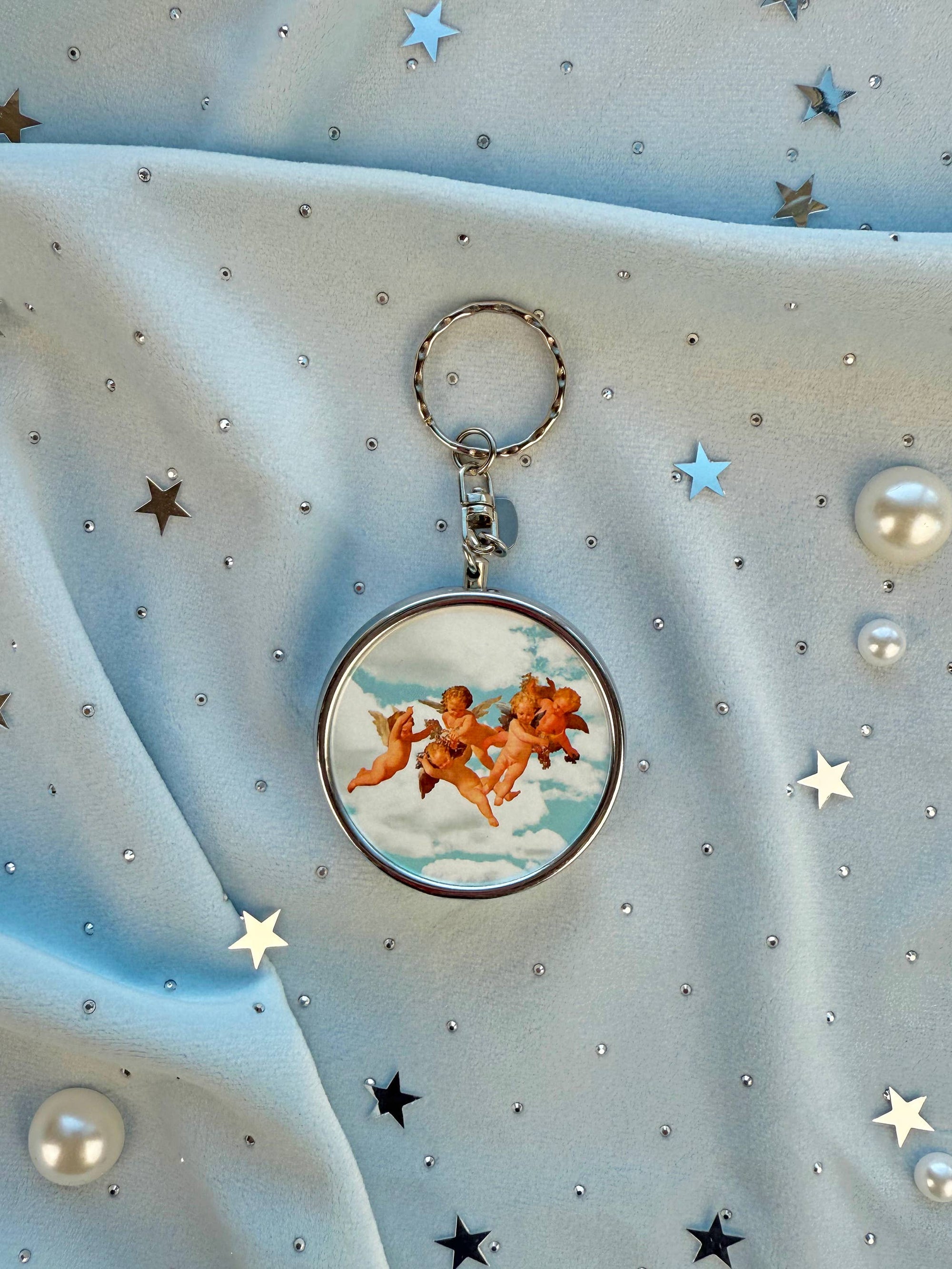 Cherub Ash Tray Keychain