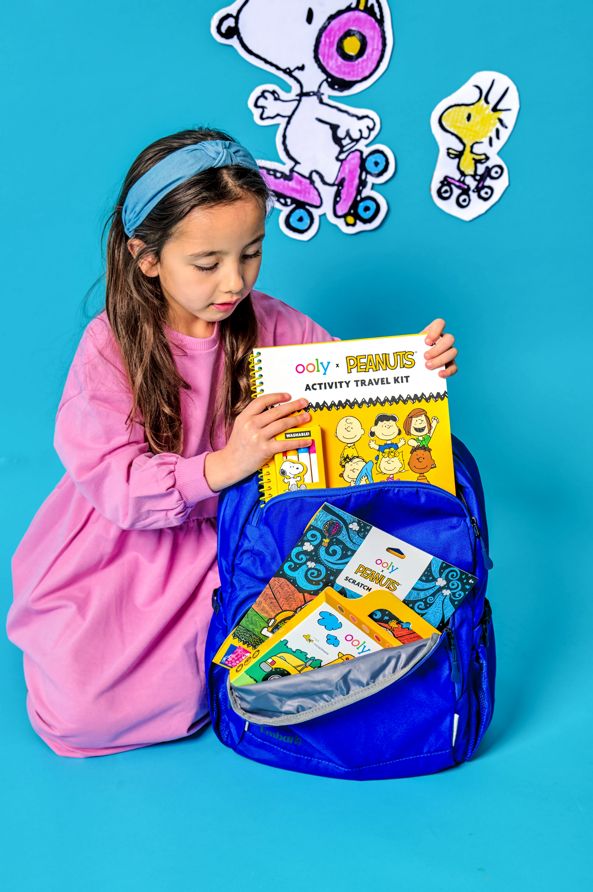 Peanuts Snoopy School Coloring Travel Kit