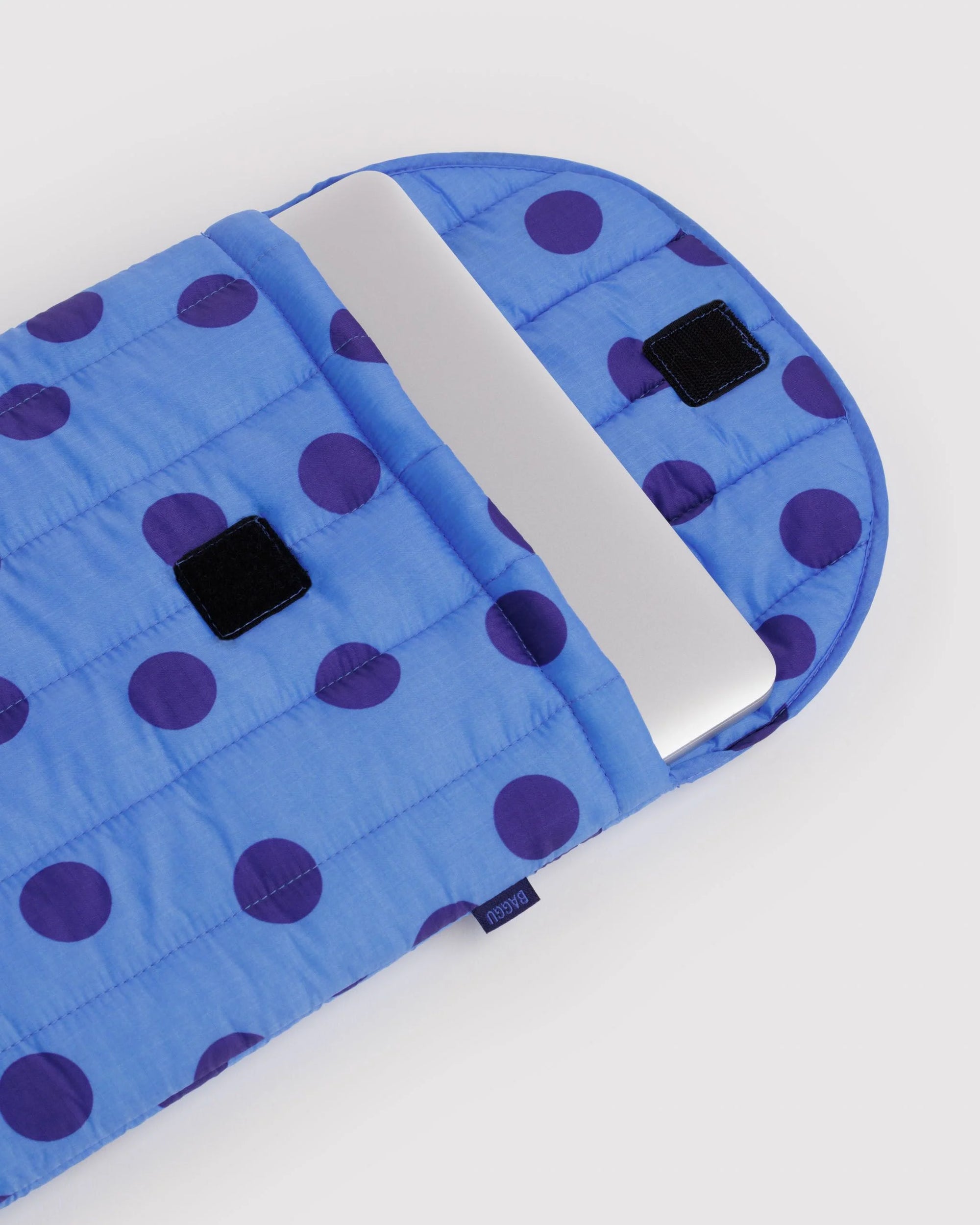 Puffy Laptop Sleeve 16", Blue Polka Dot
