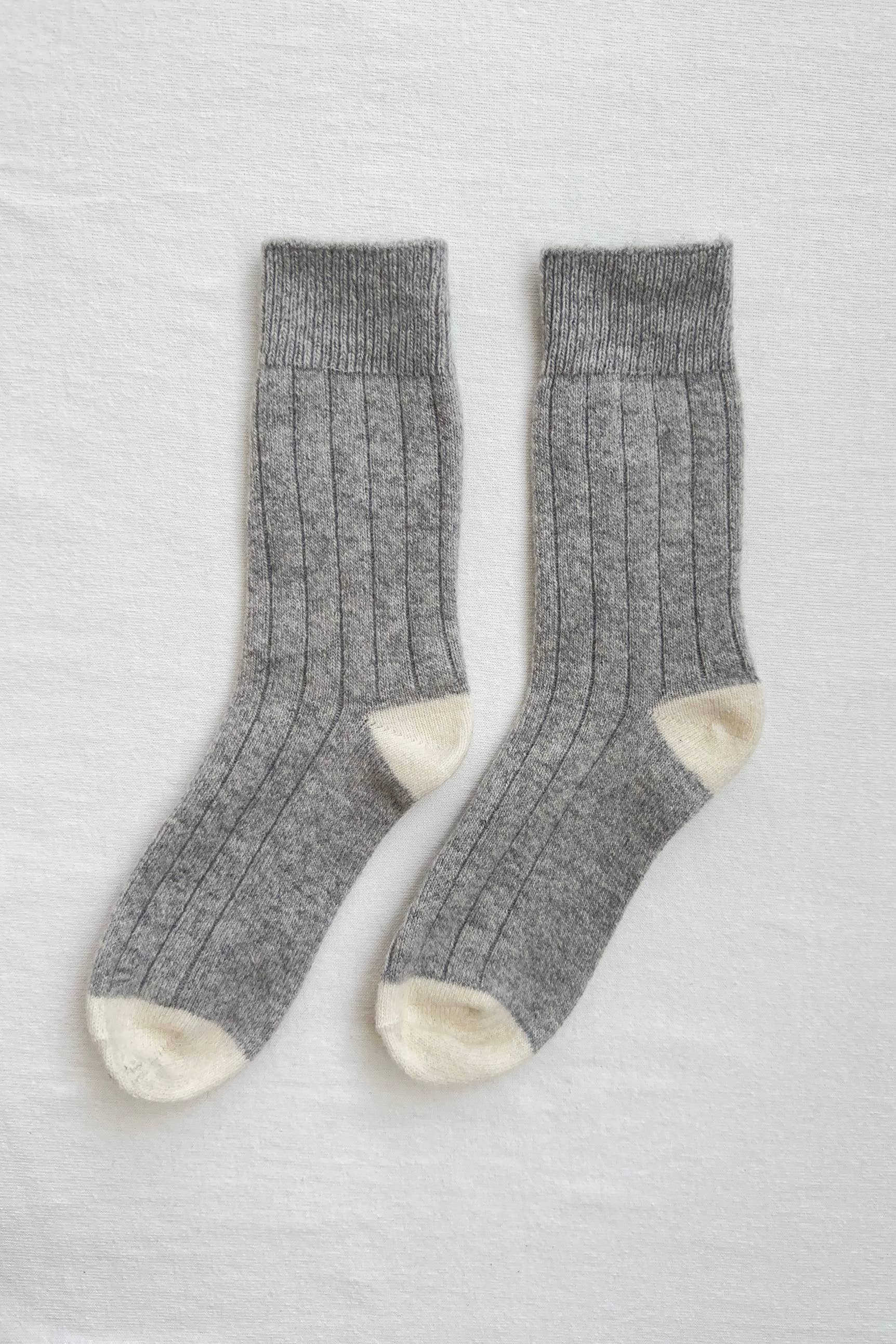 Classic Cashmere Socks, Grey Melange