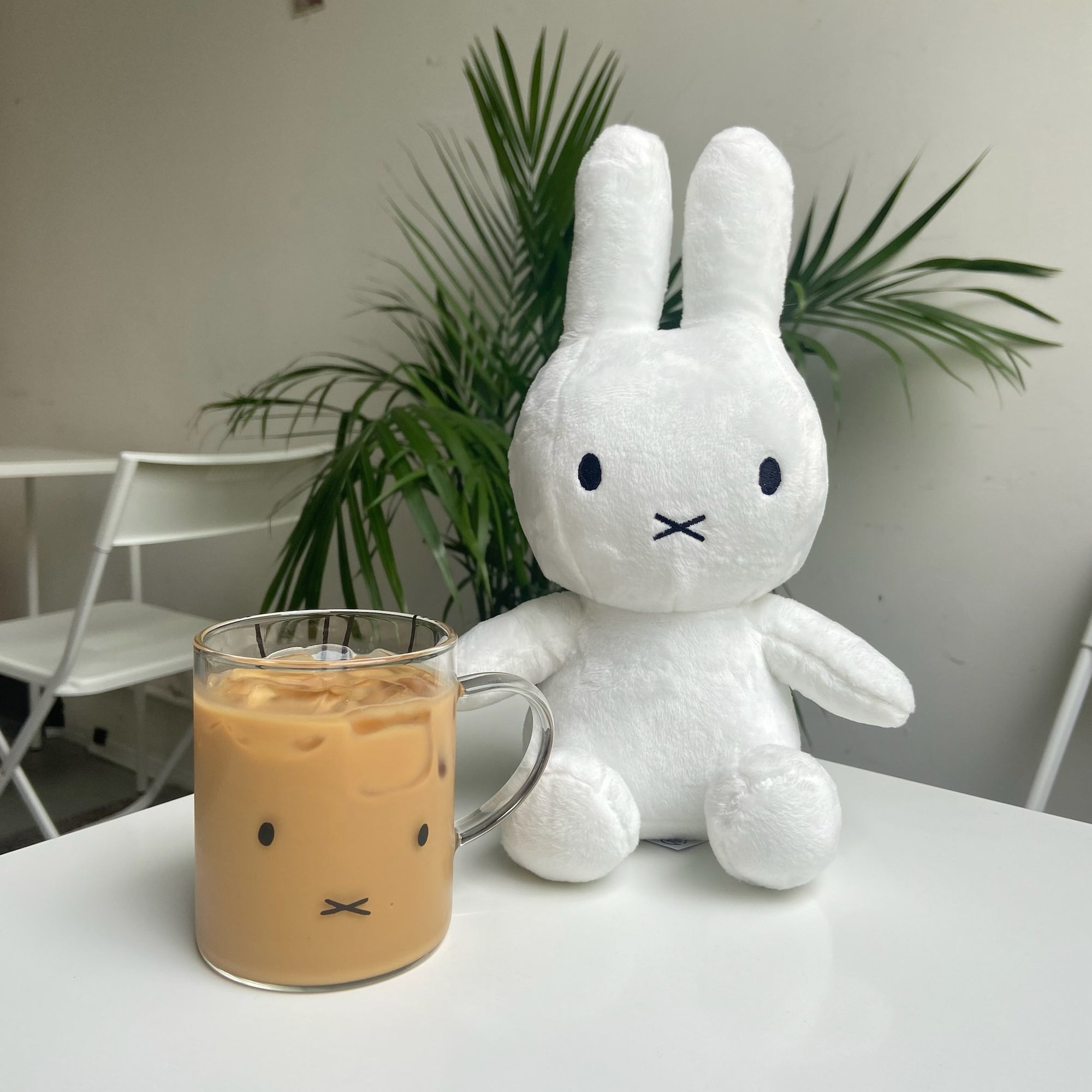 Miffy Heat Resistant Glass Mug, Face