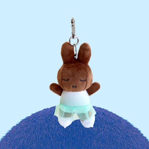 Melanie Figure Skater Keychain, Green