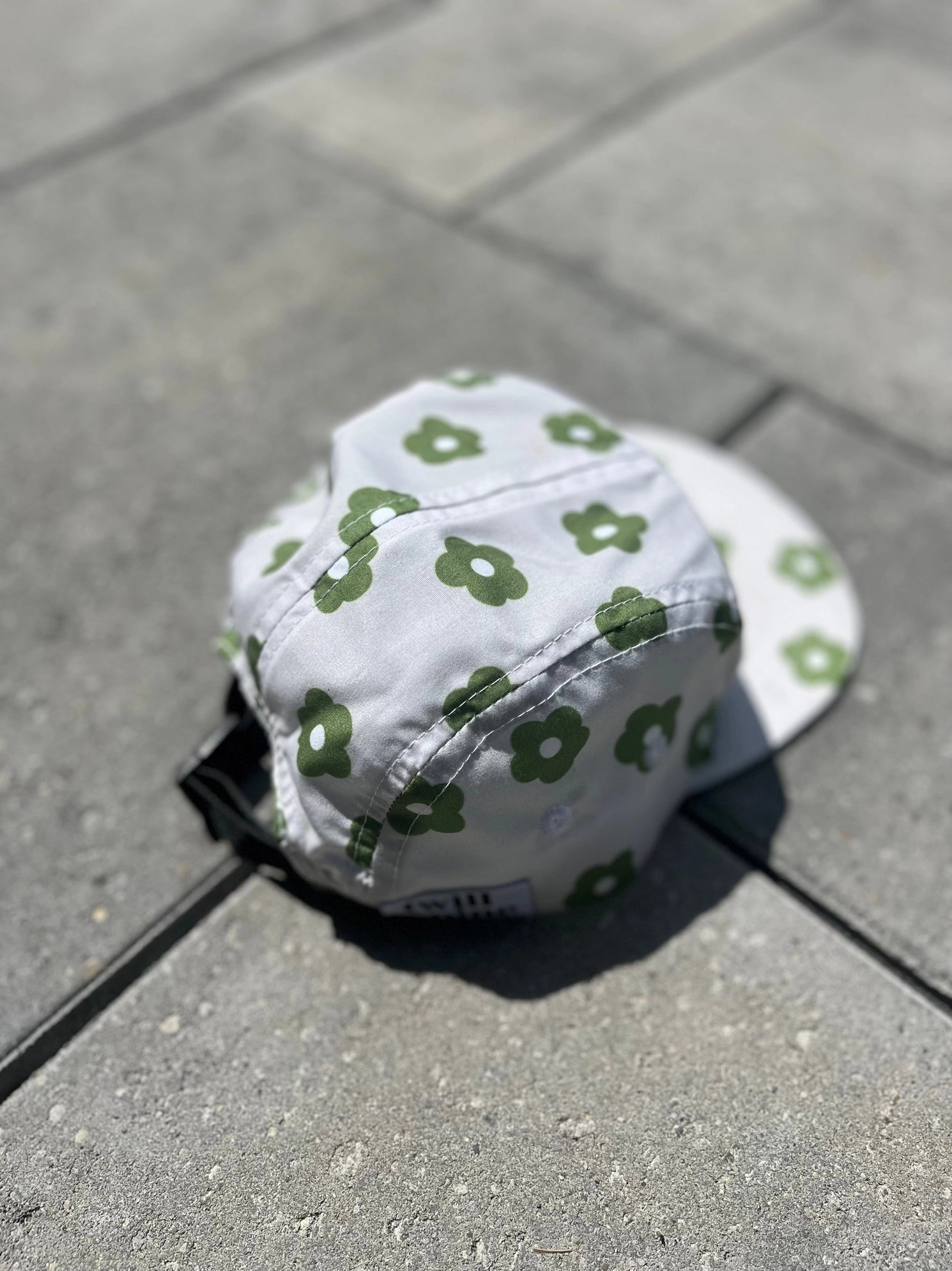 Five Panel Hat, The Green Daisy