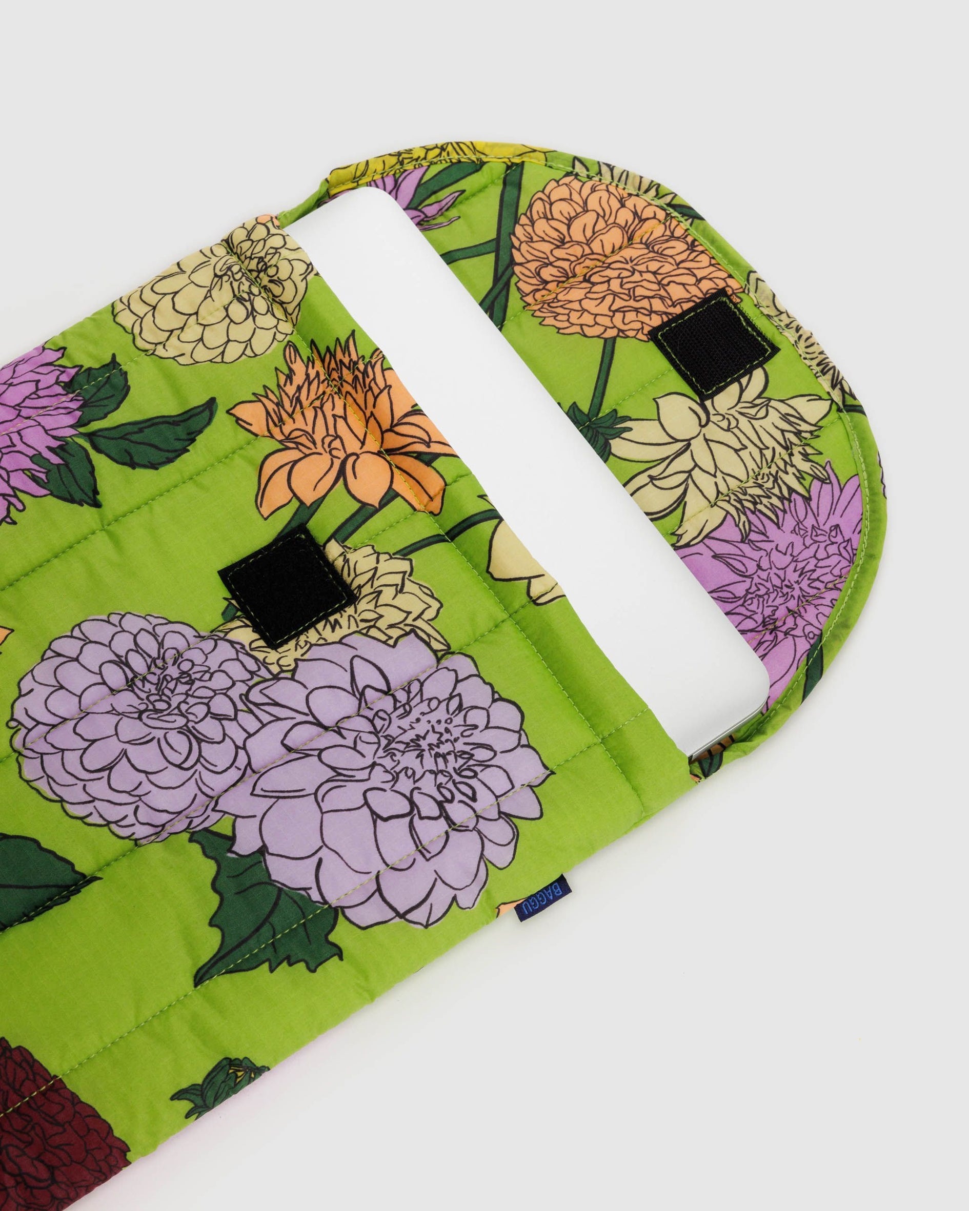 Puffy Laptop Sleeve 16", Dahlia