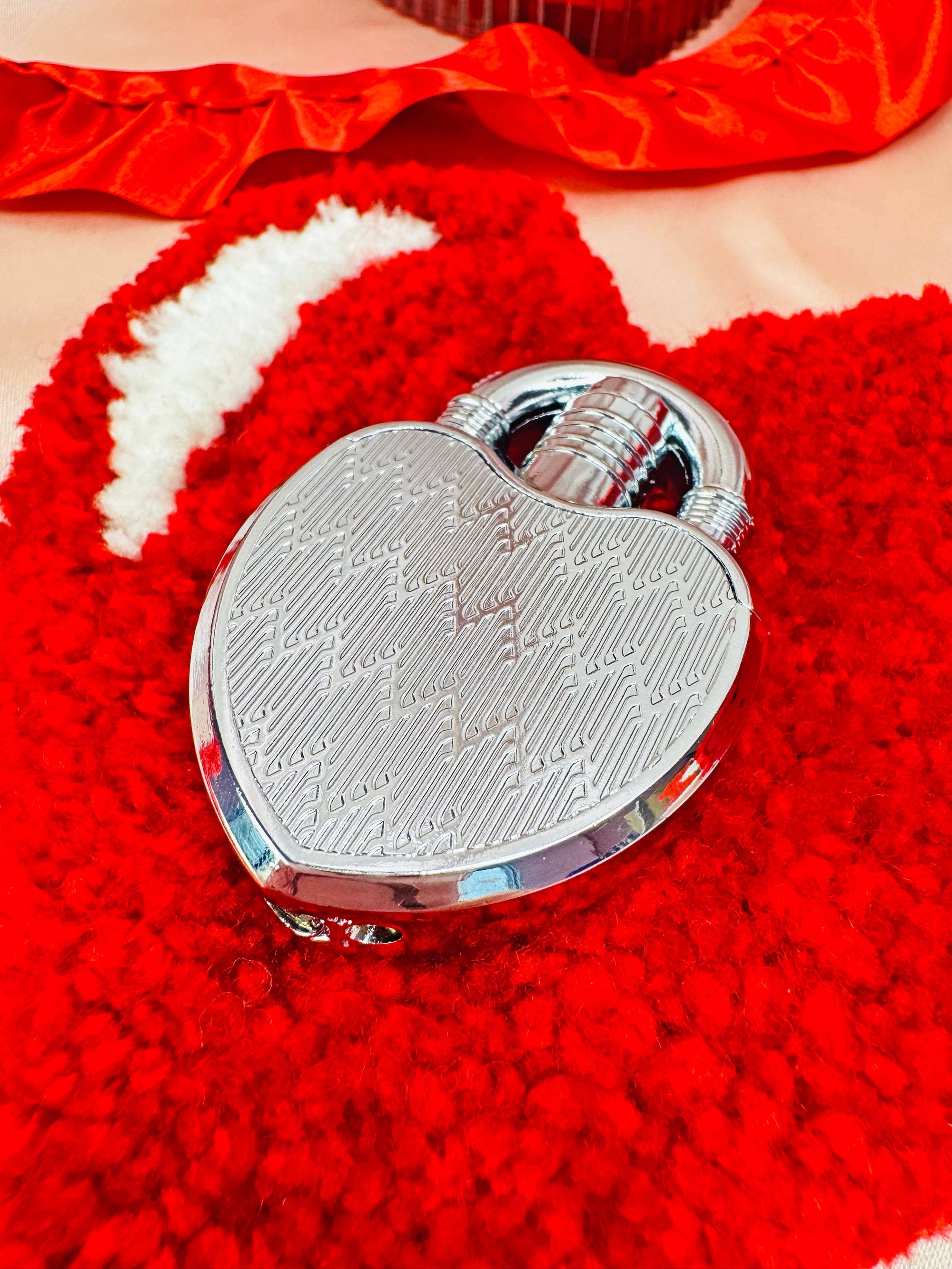 Heart Lock Lighter, Silver