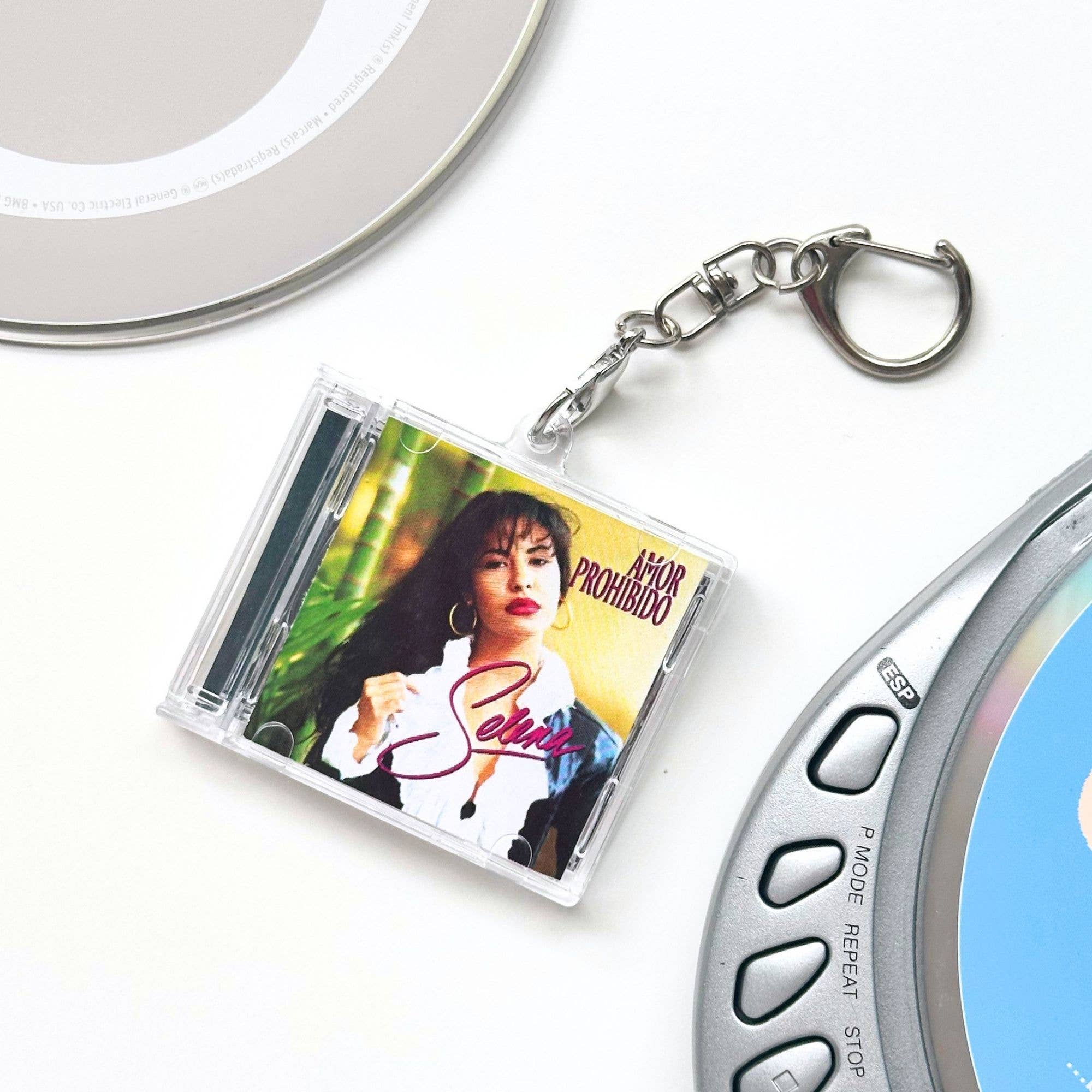 'Hit Clips' Mini CD Case Keychain, Selena, Amor Prohibido