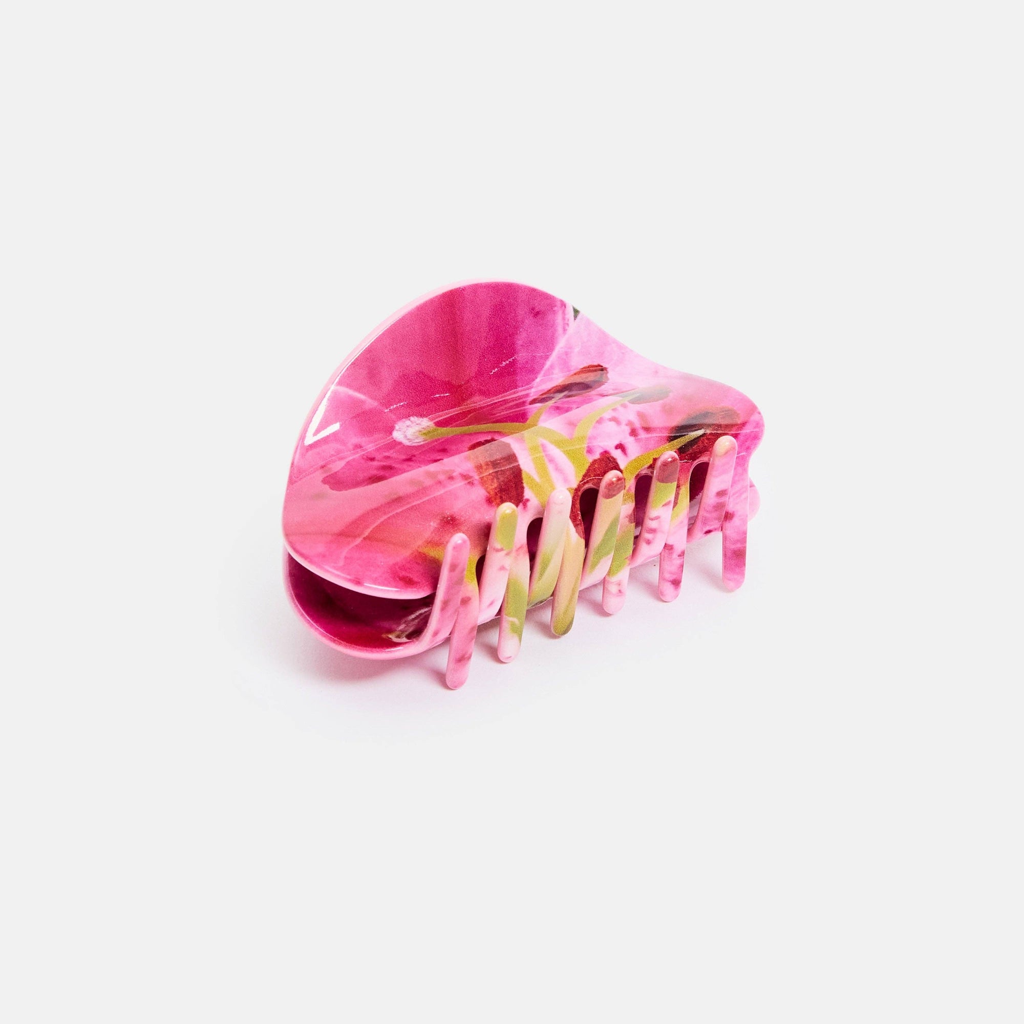 Suki Claw, Lily