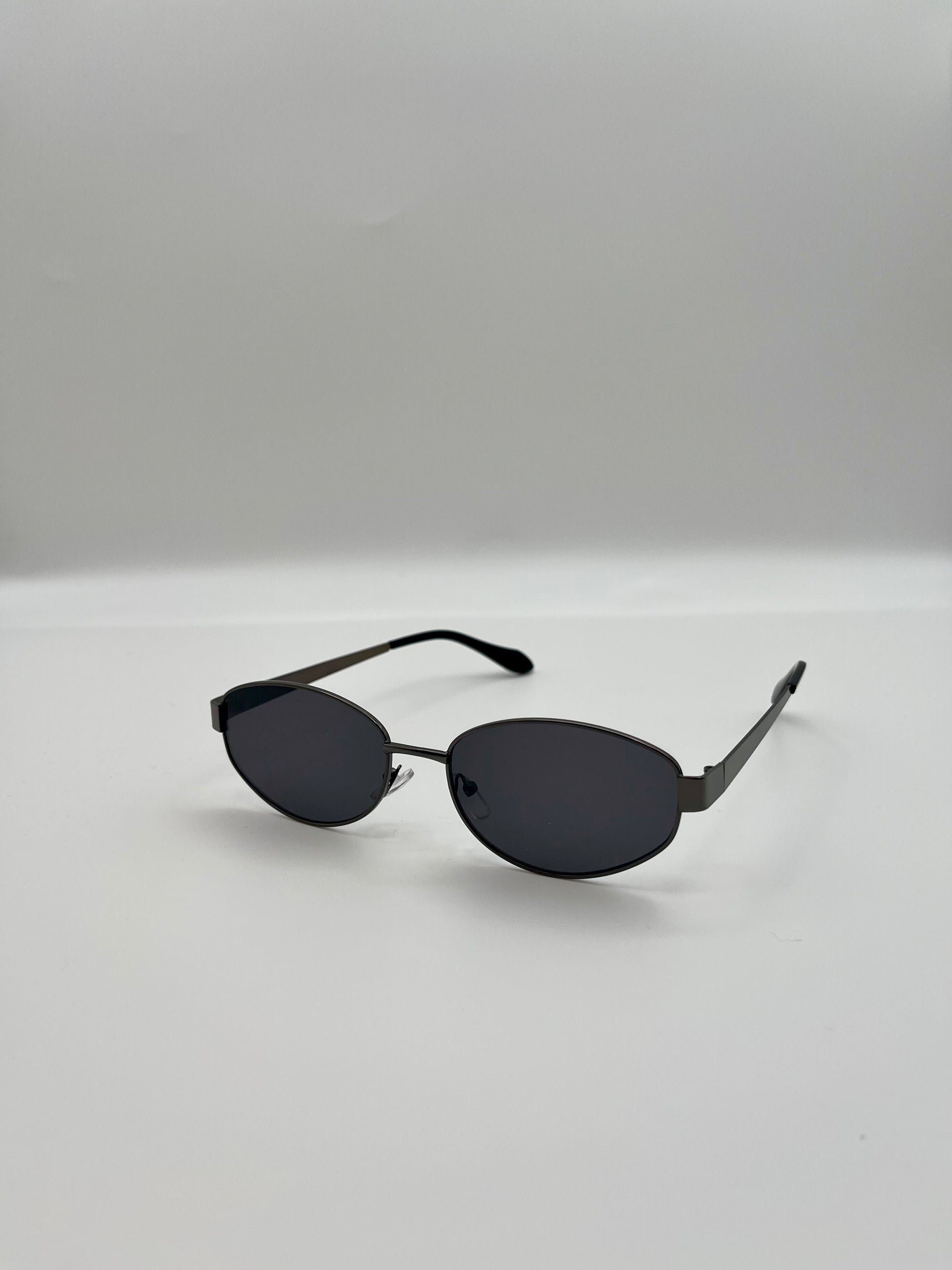 Oval Sunglasses, Metal Frame