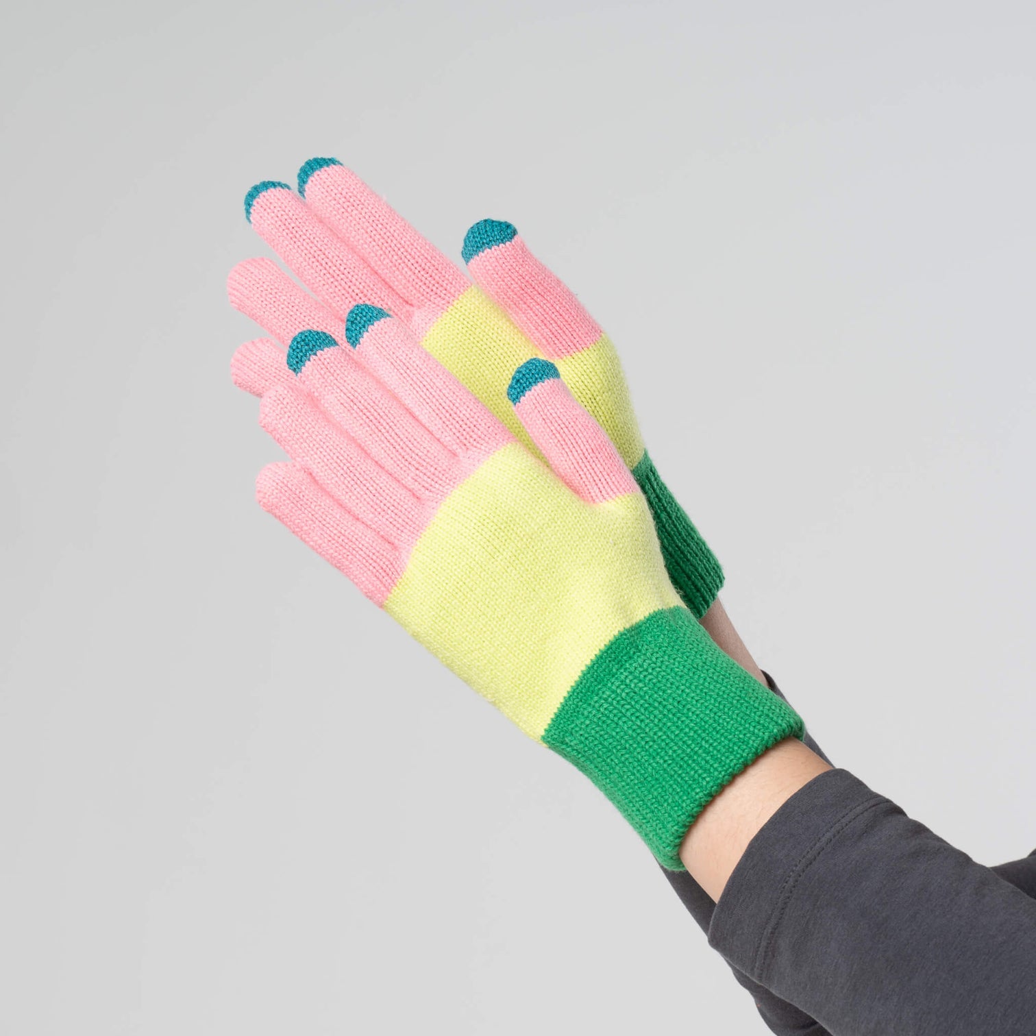Trio Colorblock Touchscreen Gloves, Green Pink