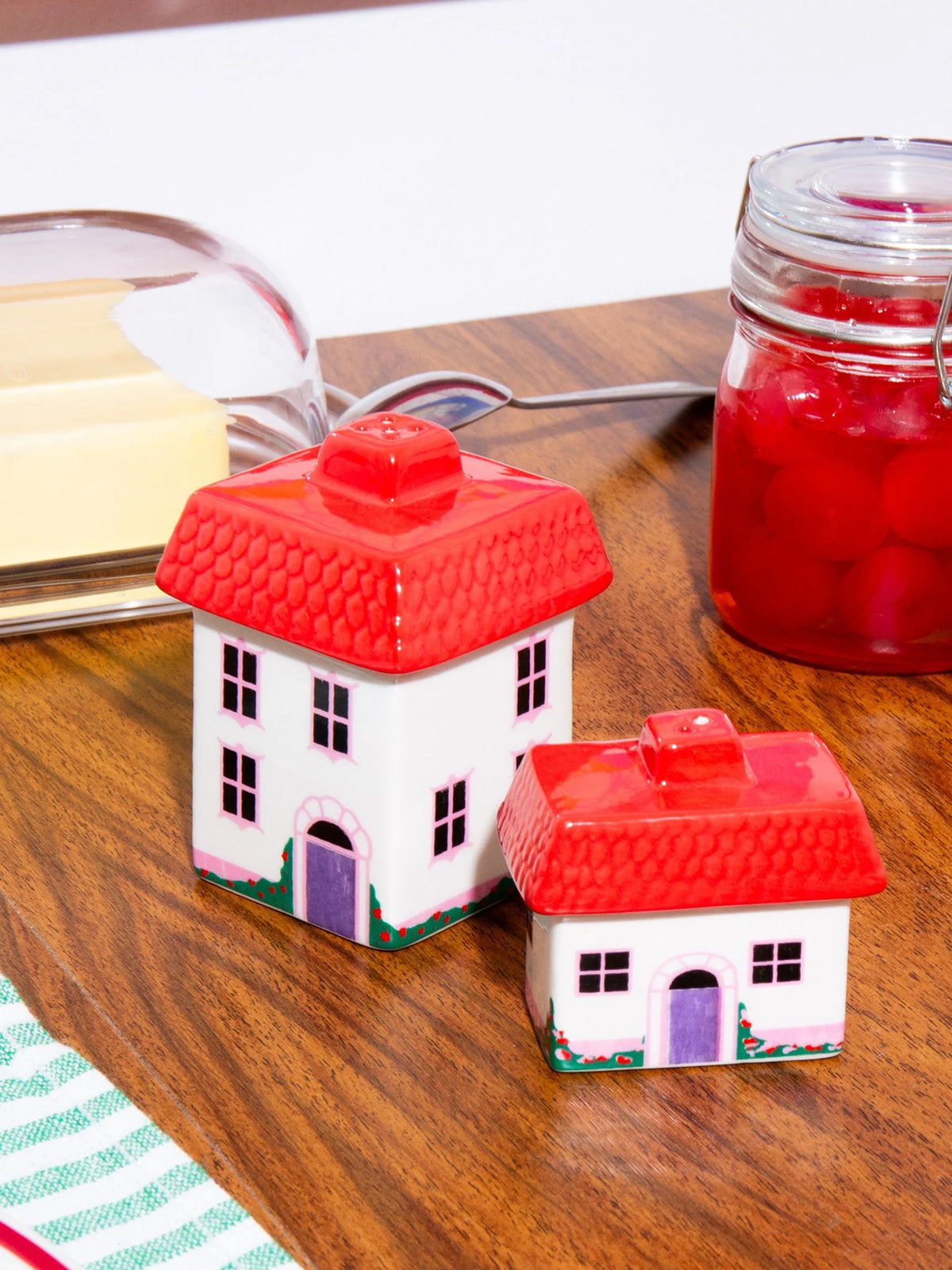 Cottage S&P Shakers