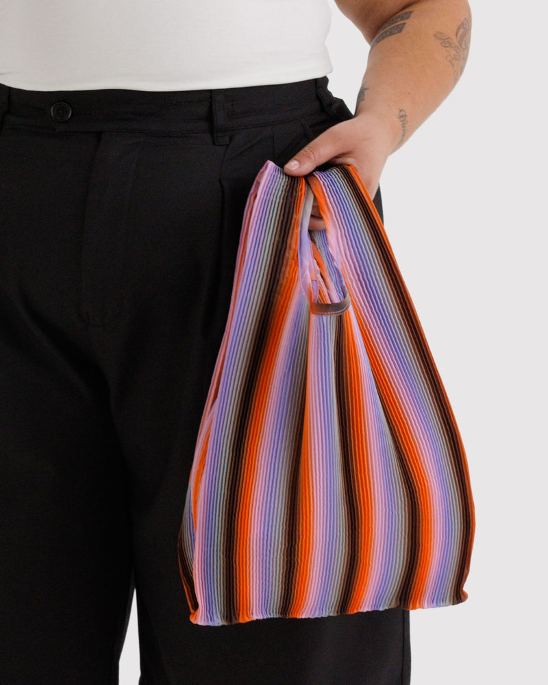 Pleated Baggu, Gradient Stripe Poppy & Lilac
