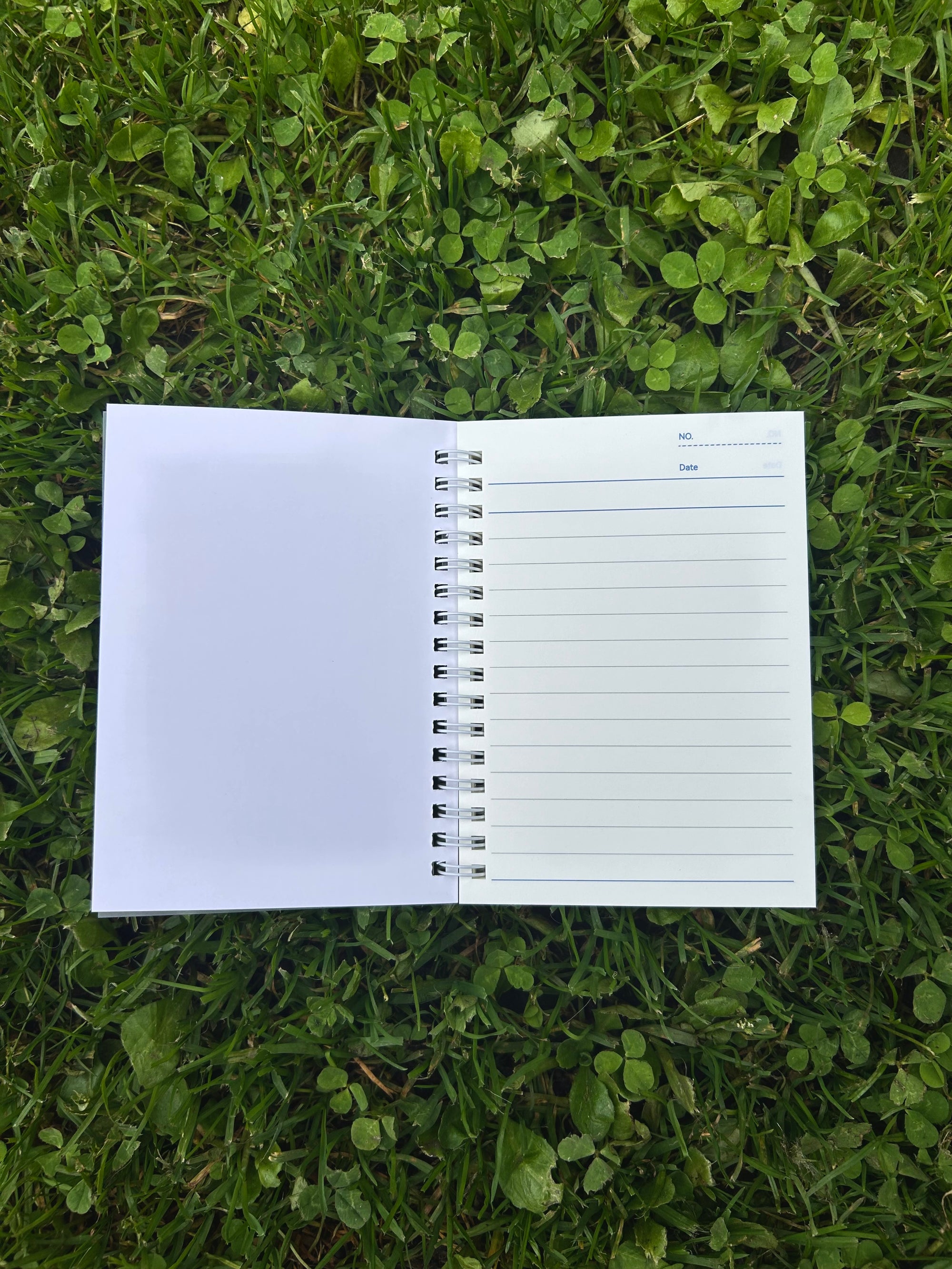 Miffy SF Trolley Pocket Notebook