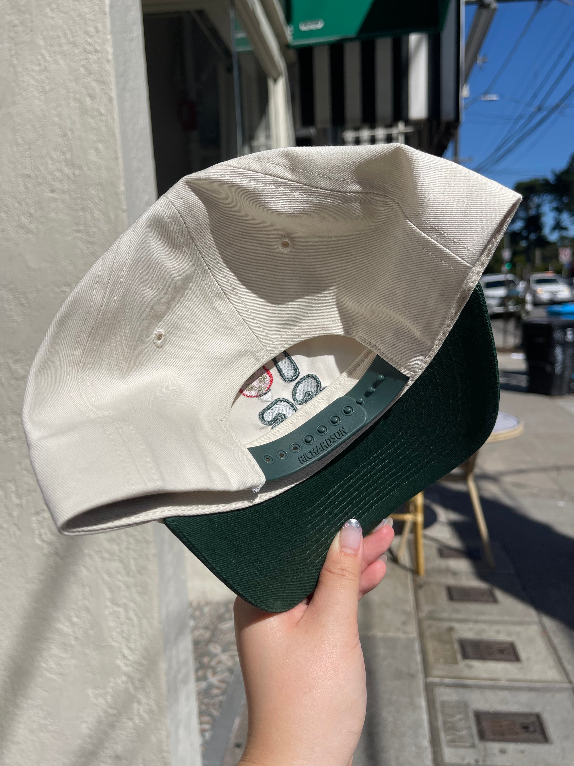 I Mushroom SF Snapback Cap, Cream/Green