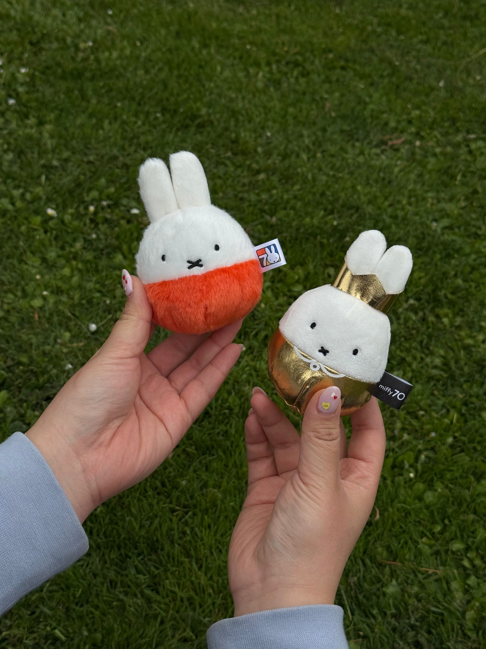 Miffy Round Mini Plushie, Red