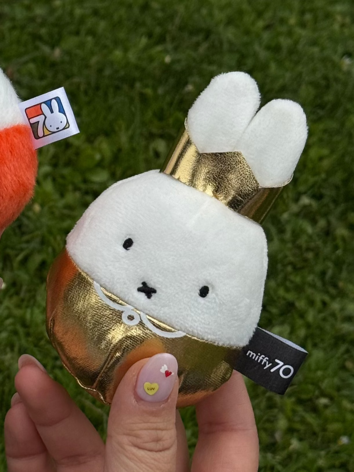 Miffy Round Mini Plushie, Crown