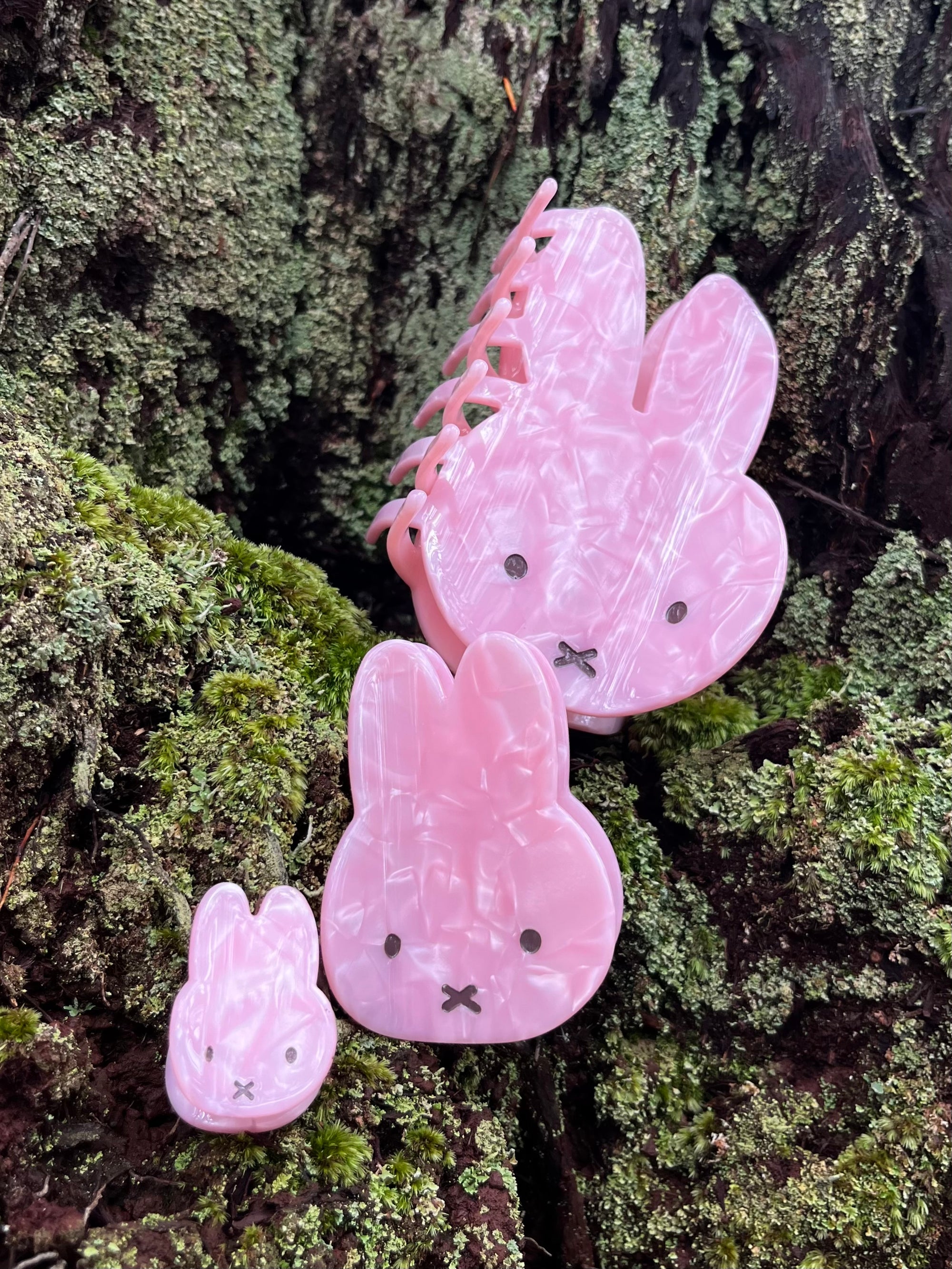 Miffy Pearlized Hair Claw, XL, Pink