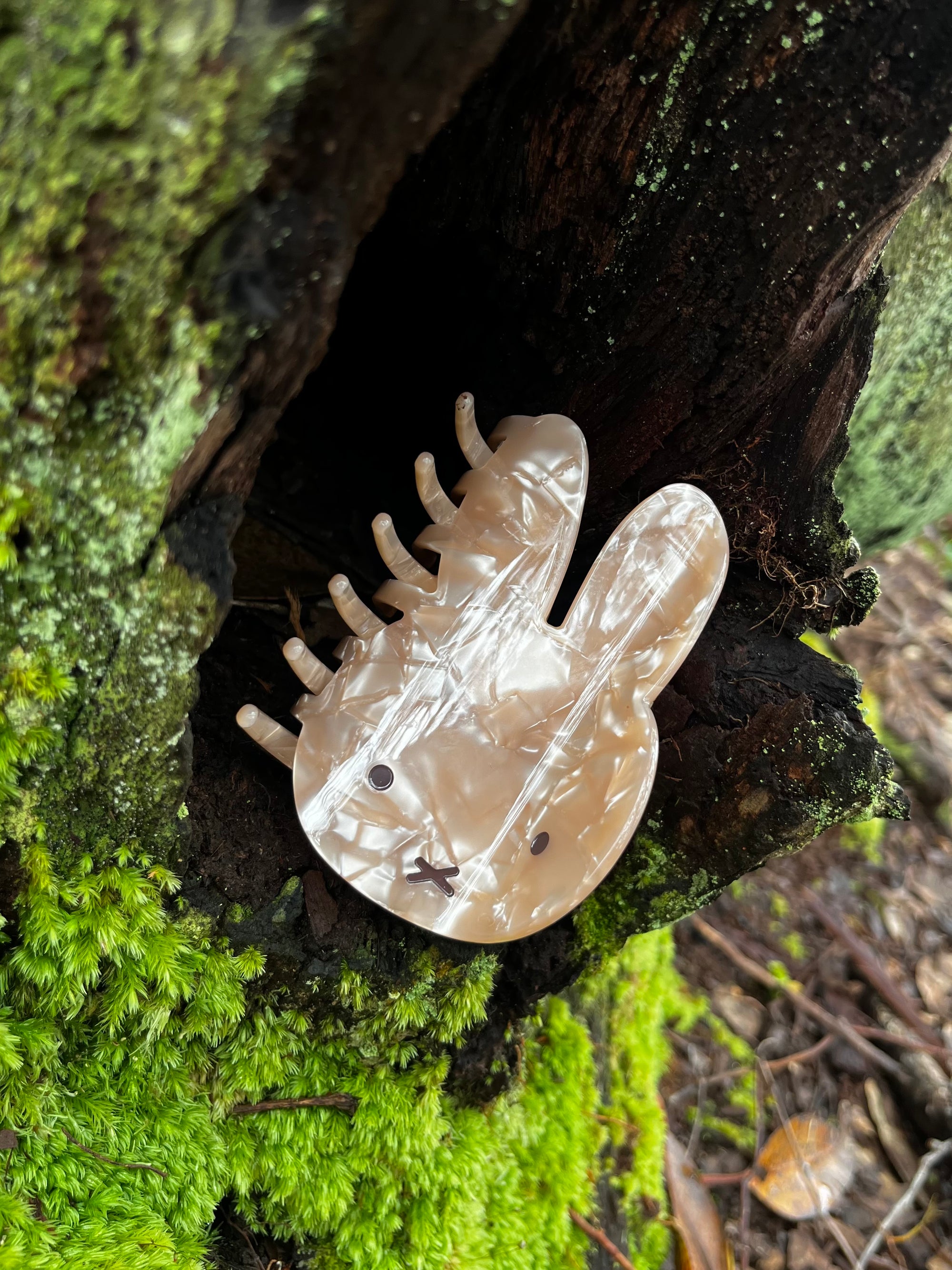 Miffy Pearlized Hair Claw, XL, Brown