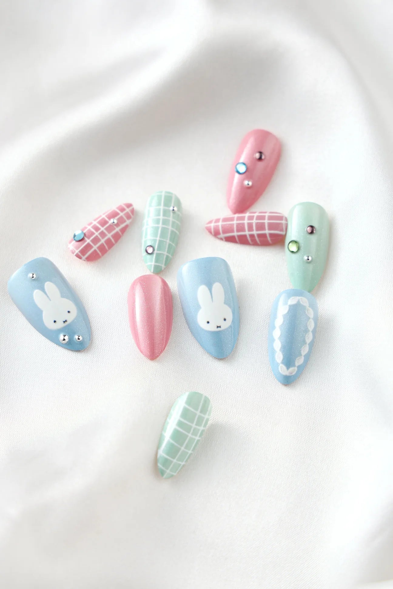 Miffy Pastel Pink and Blue Press-on Nails