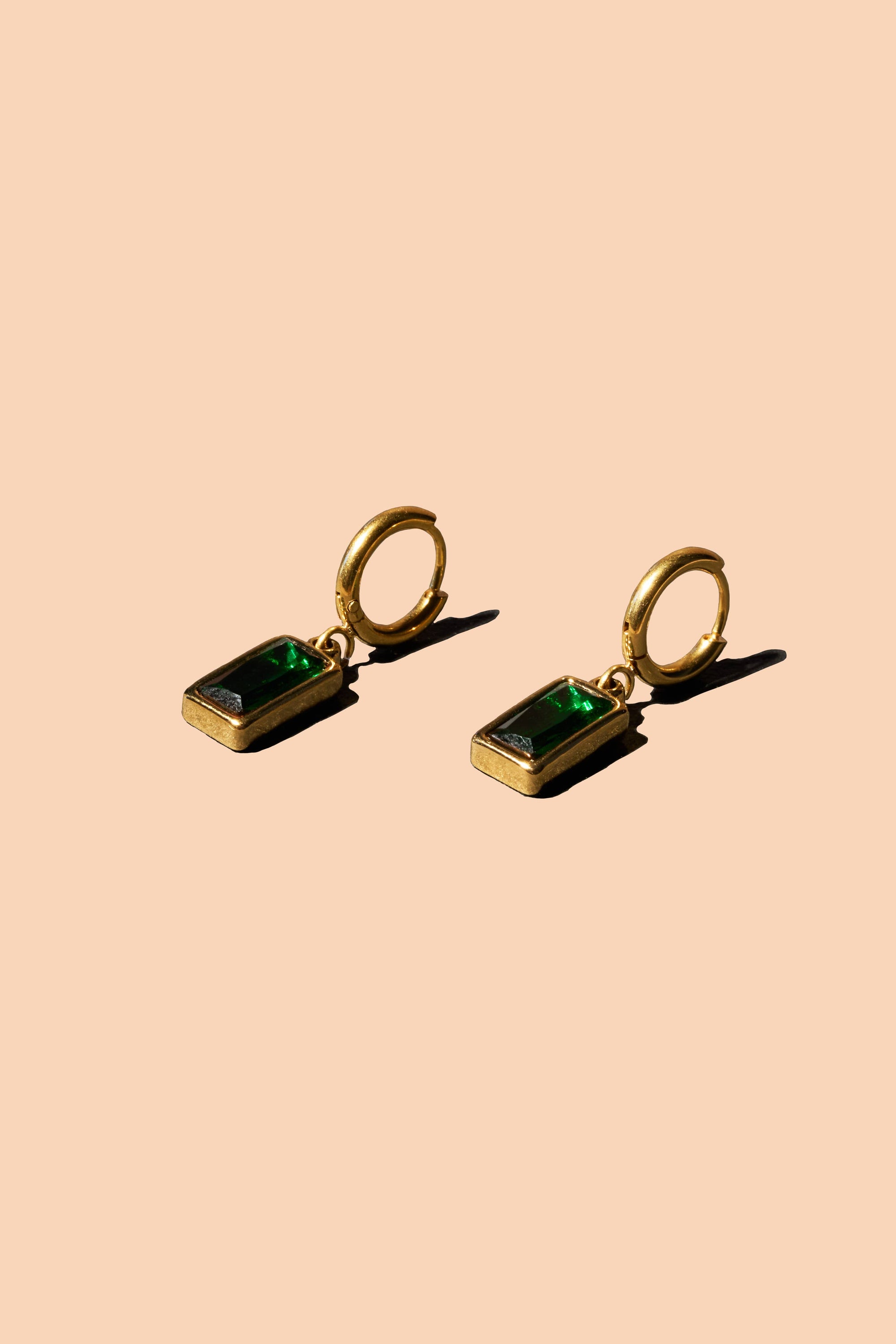 Vanessa Hoops, Ruby
