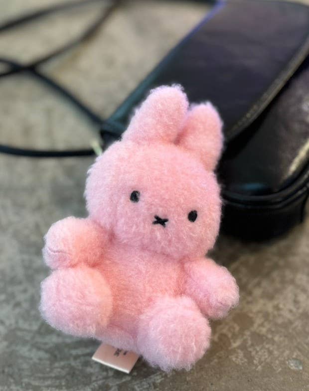 Fluffy Miffy Keychain, Pink