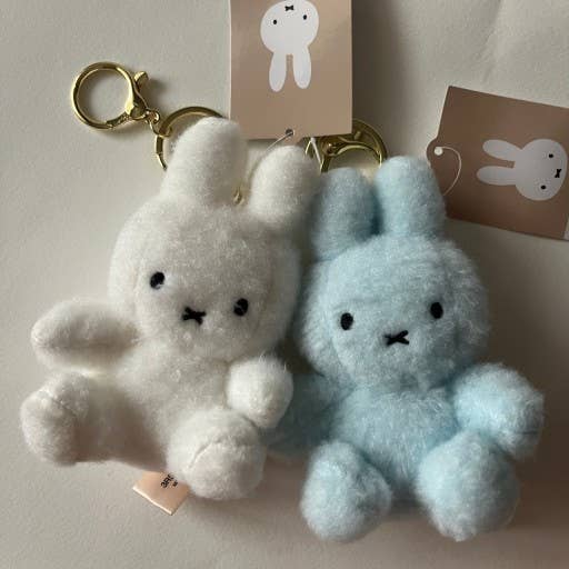 Fluffy Miffy Keychain, White