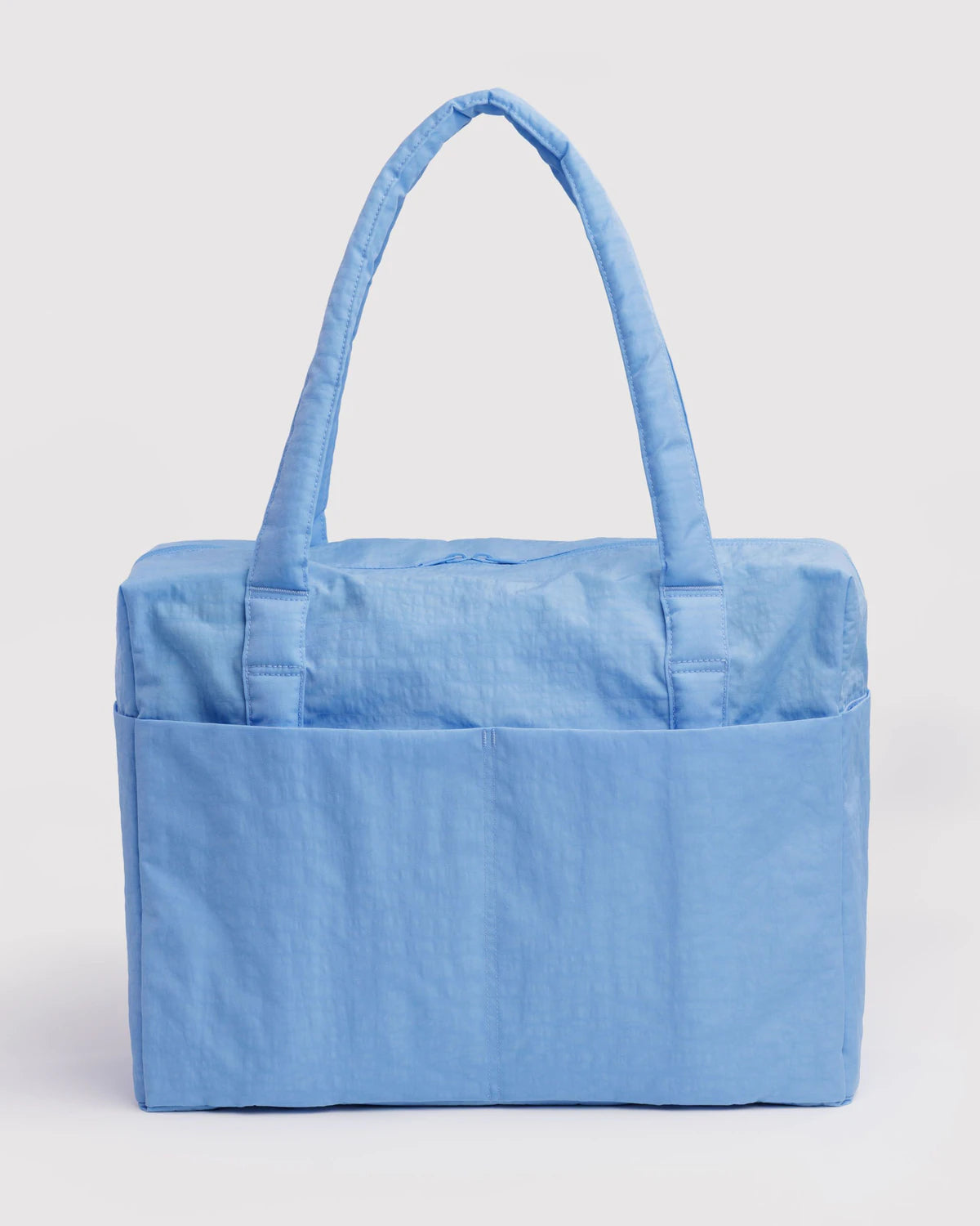 Cloud Carry-On, Piscine