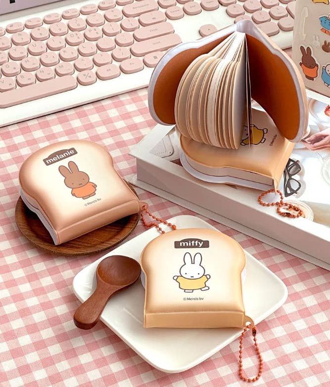 Miffy Toast-Shaped Memo Keyring