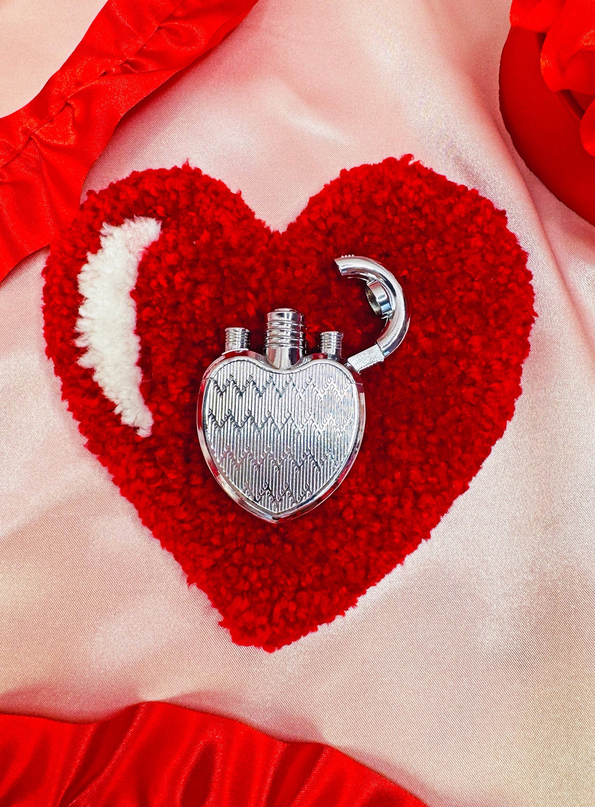 Heart Lock Lighter, Silver