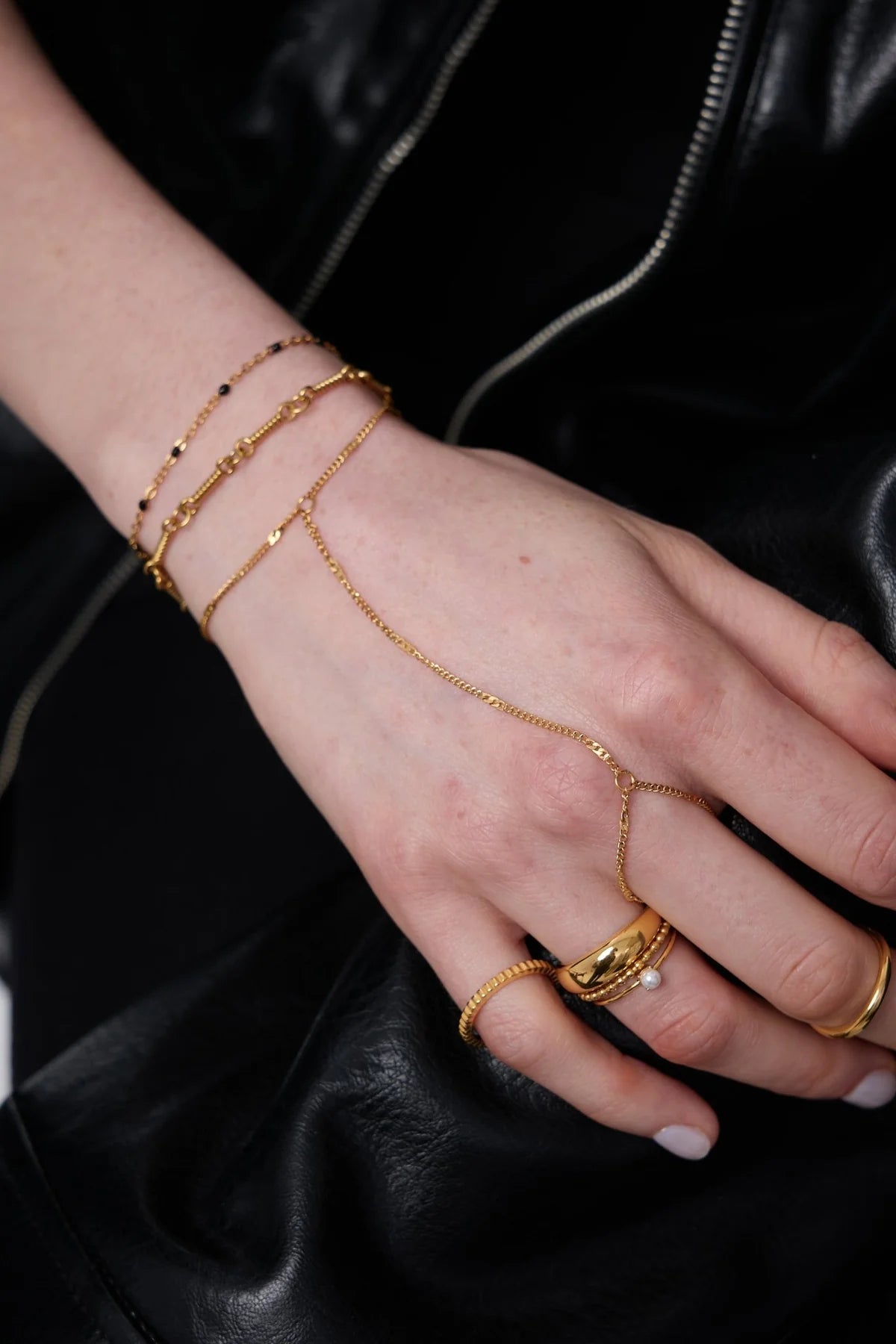 Hammered Hand Chain, Gold