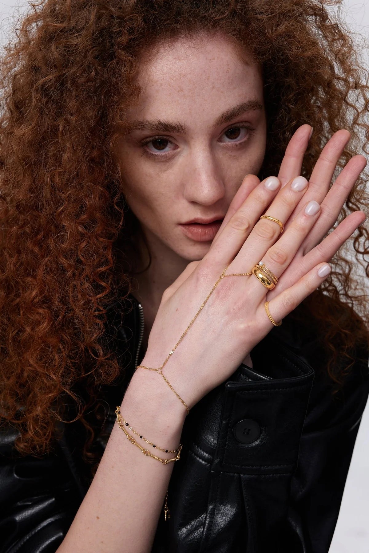 Hammered Hand Chain, Gold