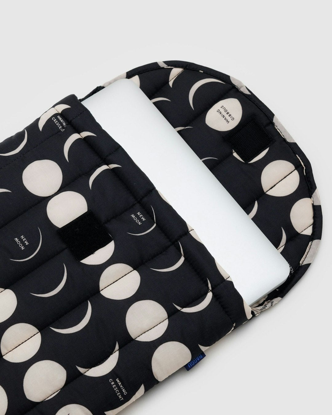 Puffy Laptop Sleeve 16", Moon